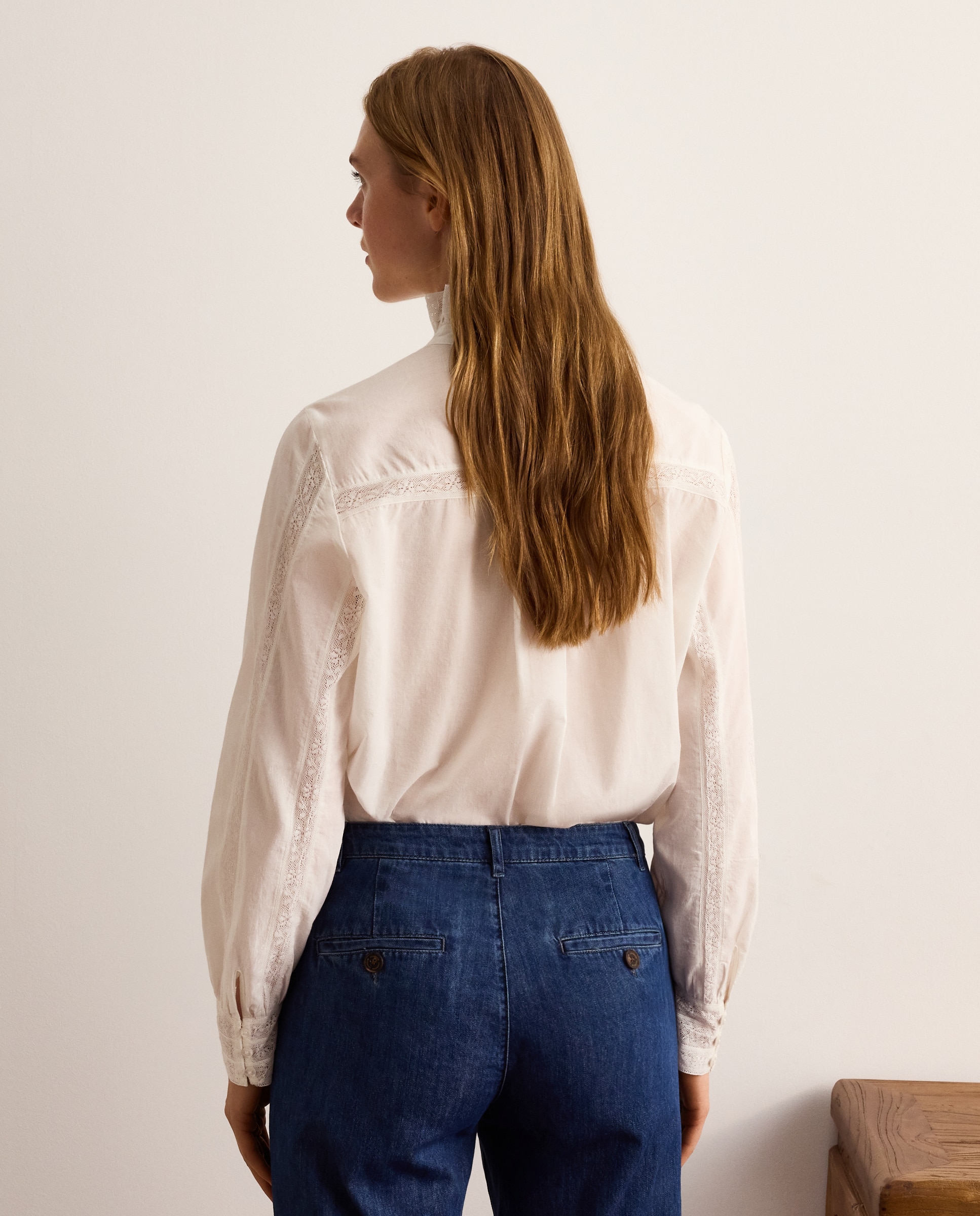 Blusa de mujer con manga larga y encaje - Lloyd's - Blanco roto Blanco roto-3