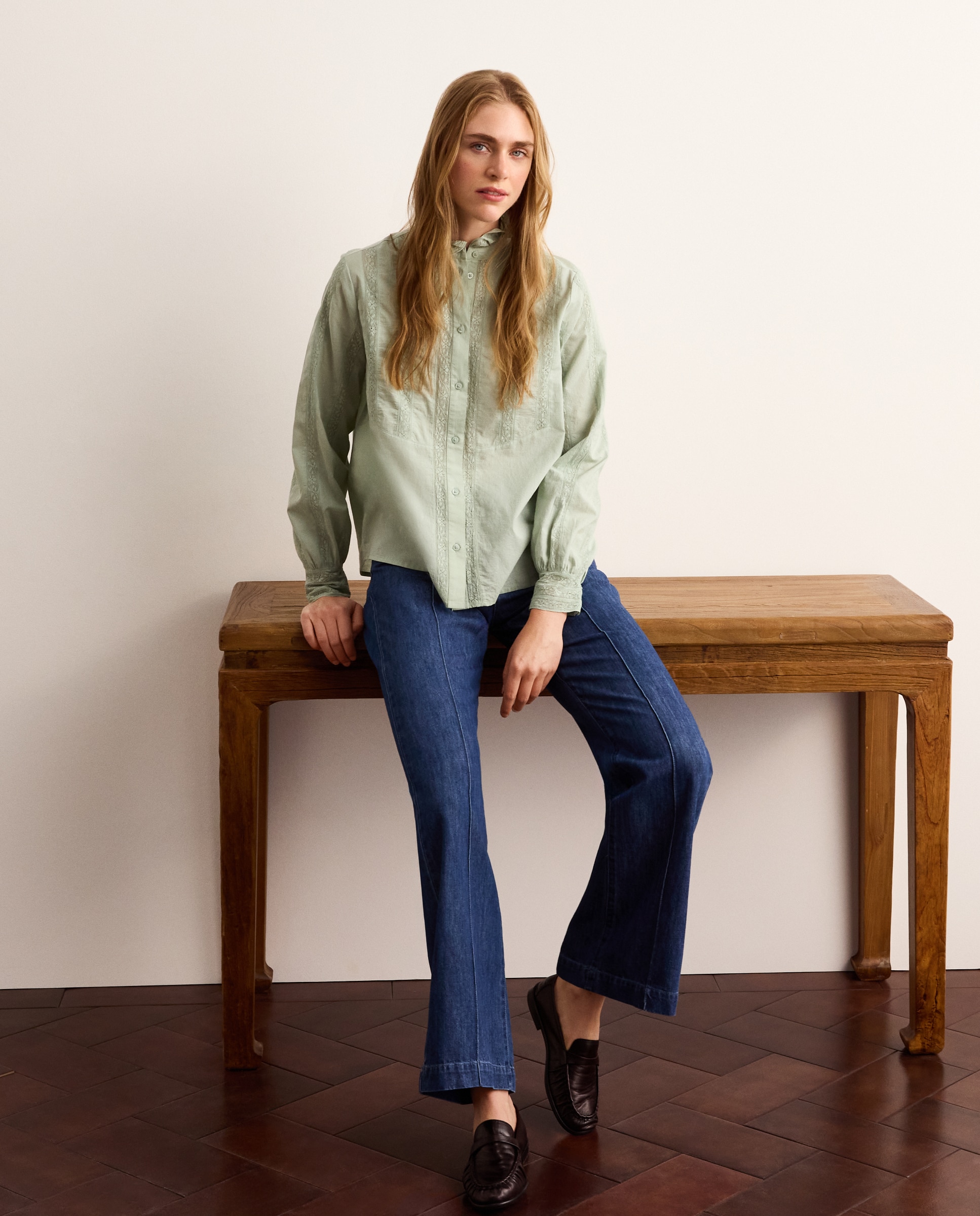 Blusa de mujer con manga larga y encaje - Lloyd's - 510 Verde claro 510 Verde claro-1