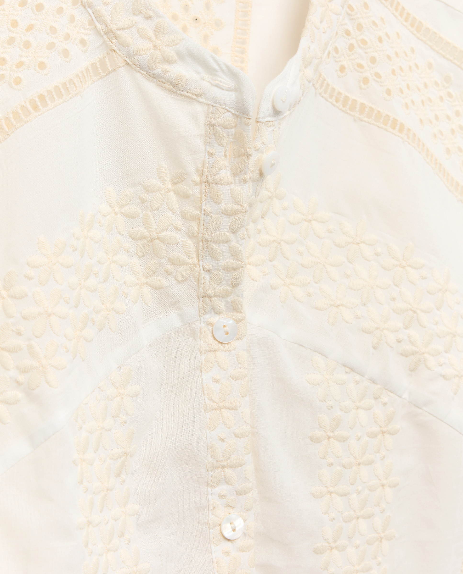 Blusa de Manga Curta com Decote Redondo e Bordado Branco-marfim-2