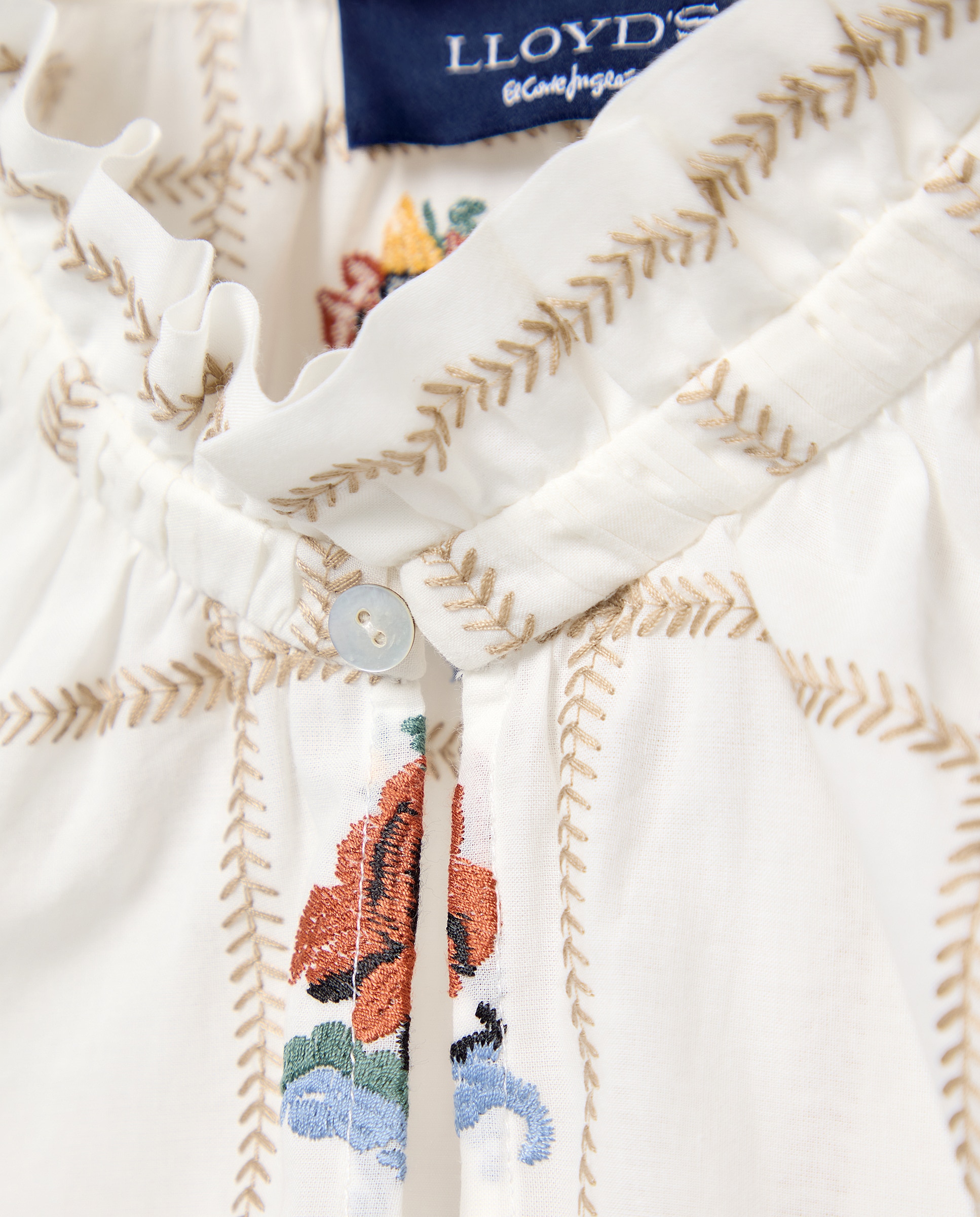 Blusa de Manga Curta com Bordado Floral Branco-marfim-5