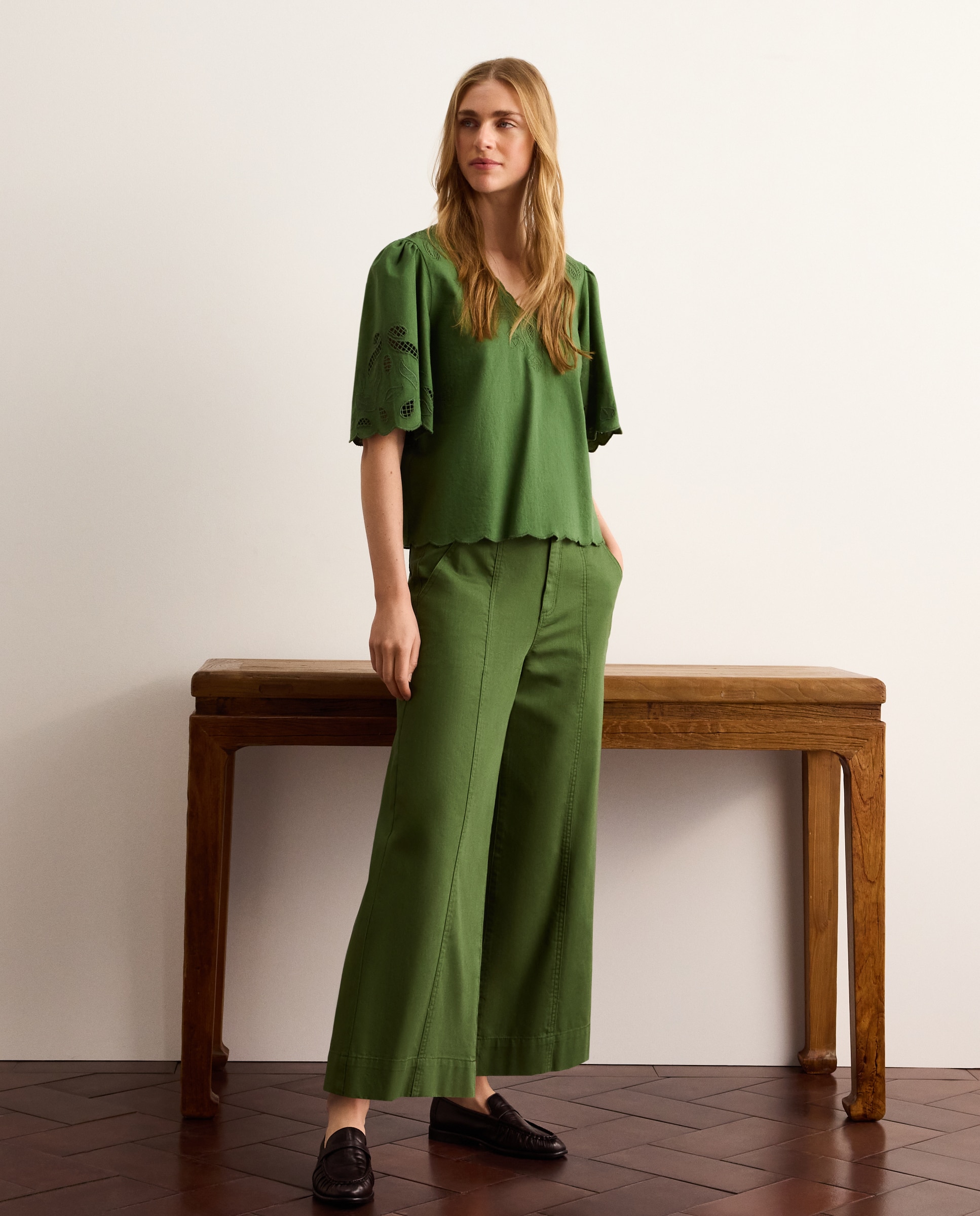 Blusa manga corta de mujer en lino troquelada - Lloyd's - Verde Verde-2