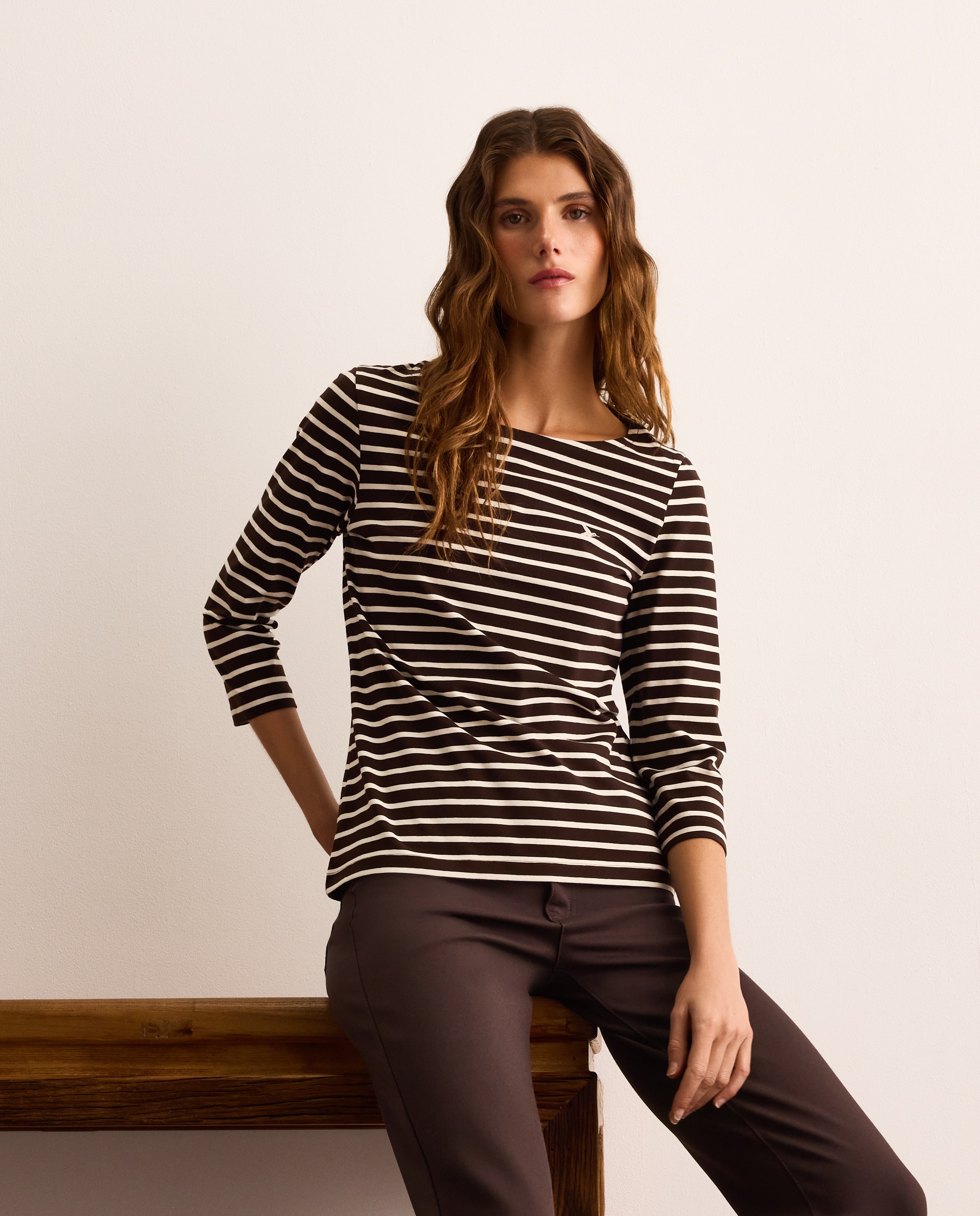 Camiseta de mujer con manga francesa y estampado de rayas - Lloyd's - Camel Camel-1
