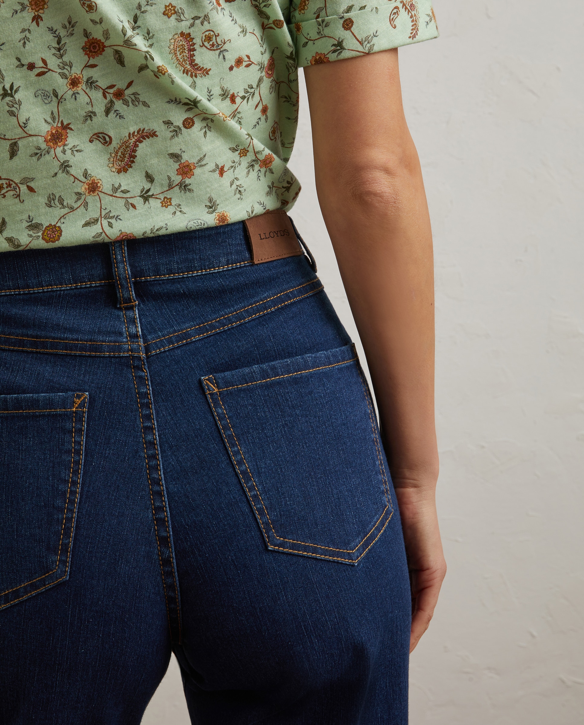 Jeans Regular com 5 Bolsos Azul pálido-7