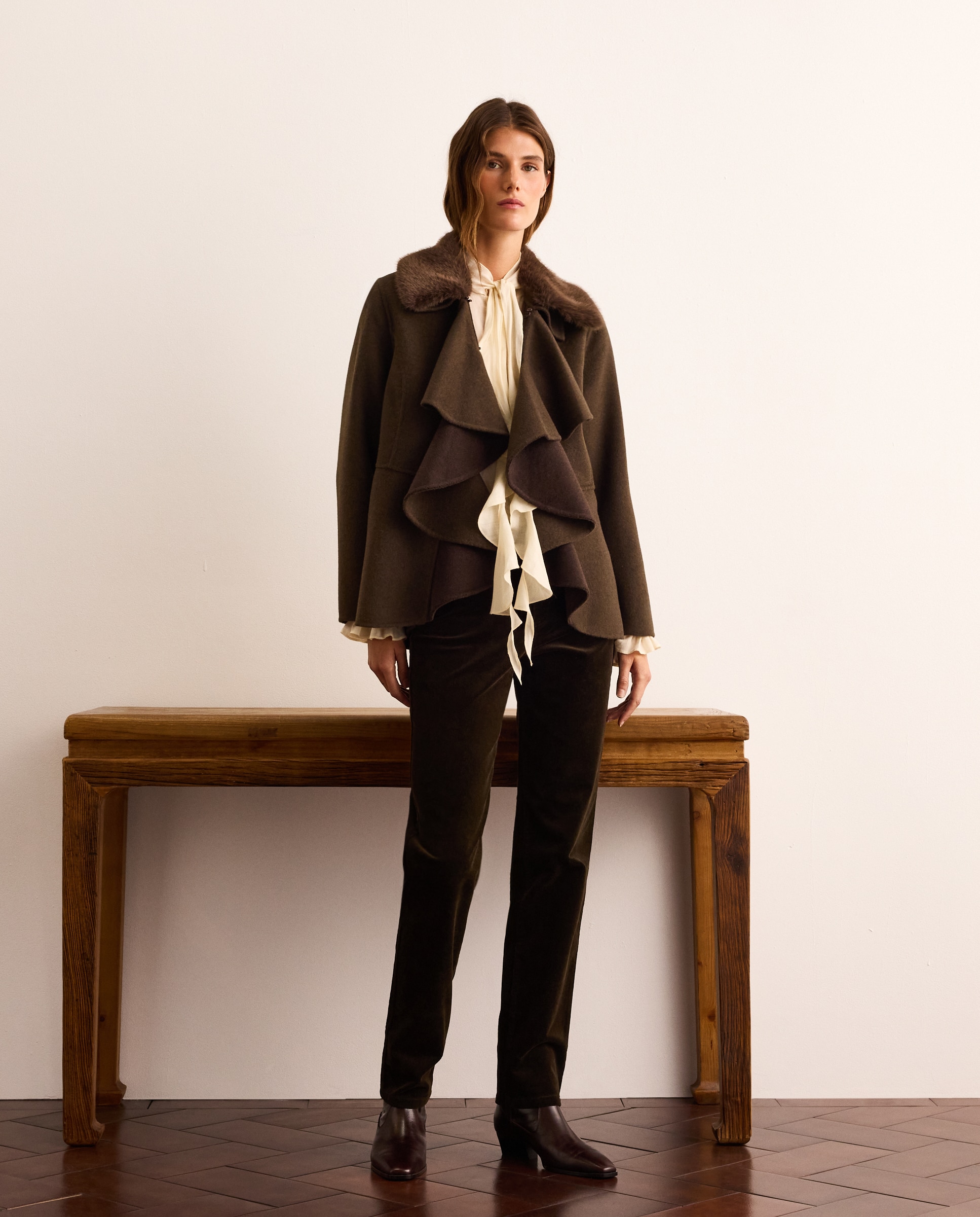 Chaquetón de mujer con solapa y cuello pelo - Lloyd's - Marrón Marrón-2