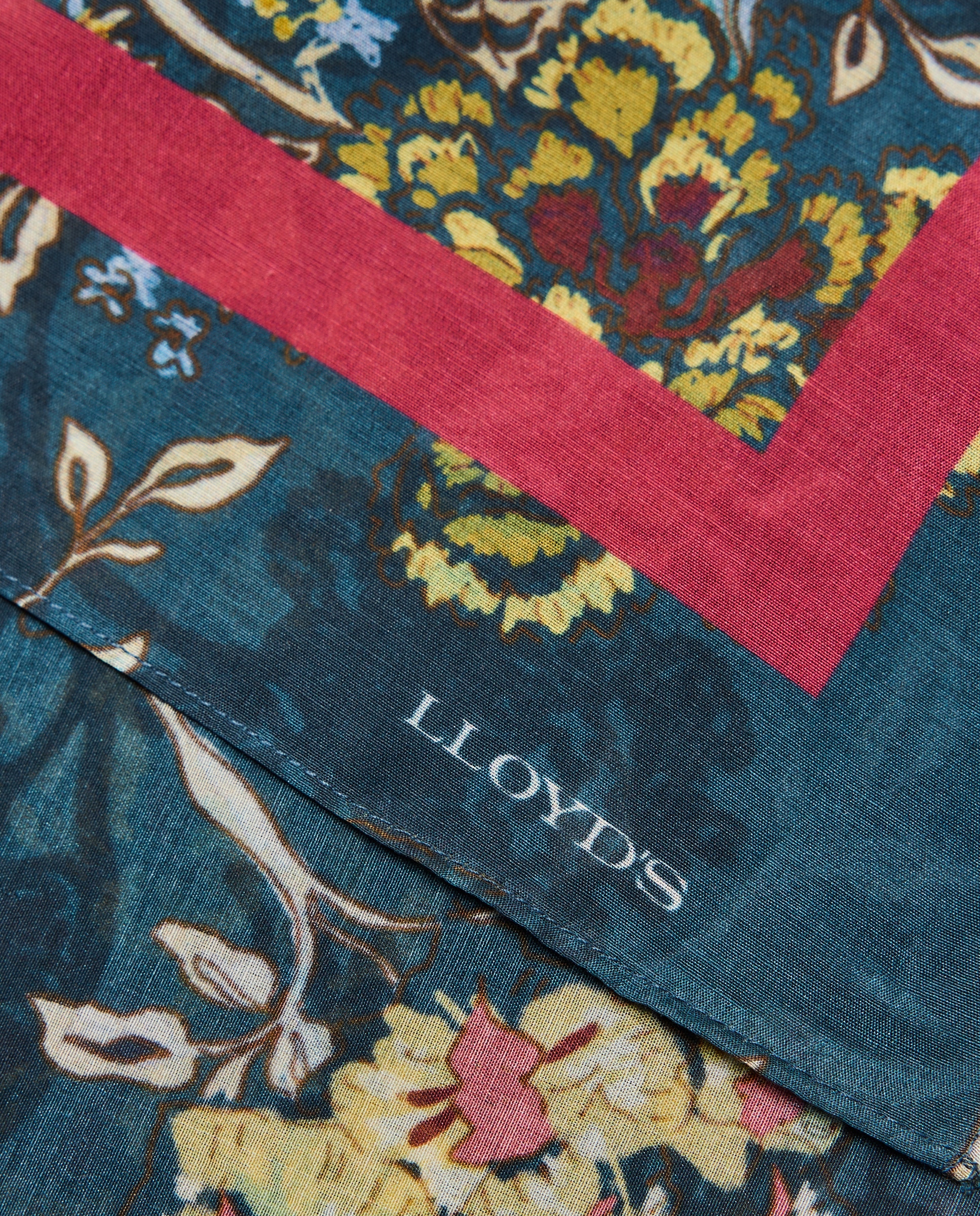 Lenço de Seda e Algodão com Flor de Aquarela Azul-4