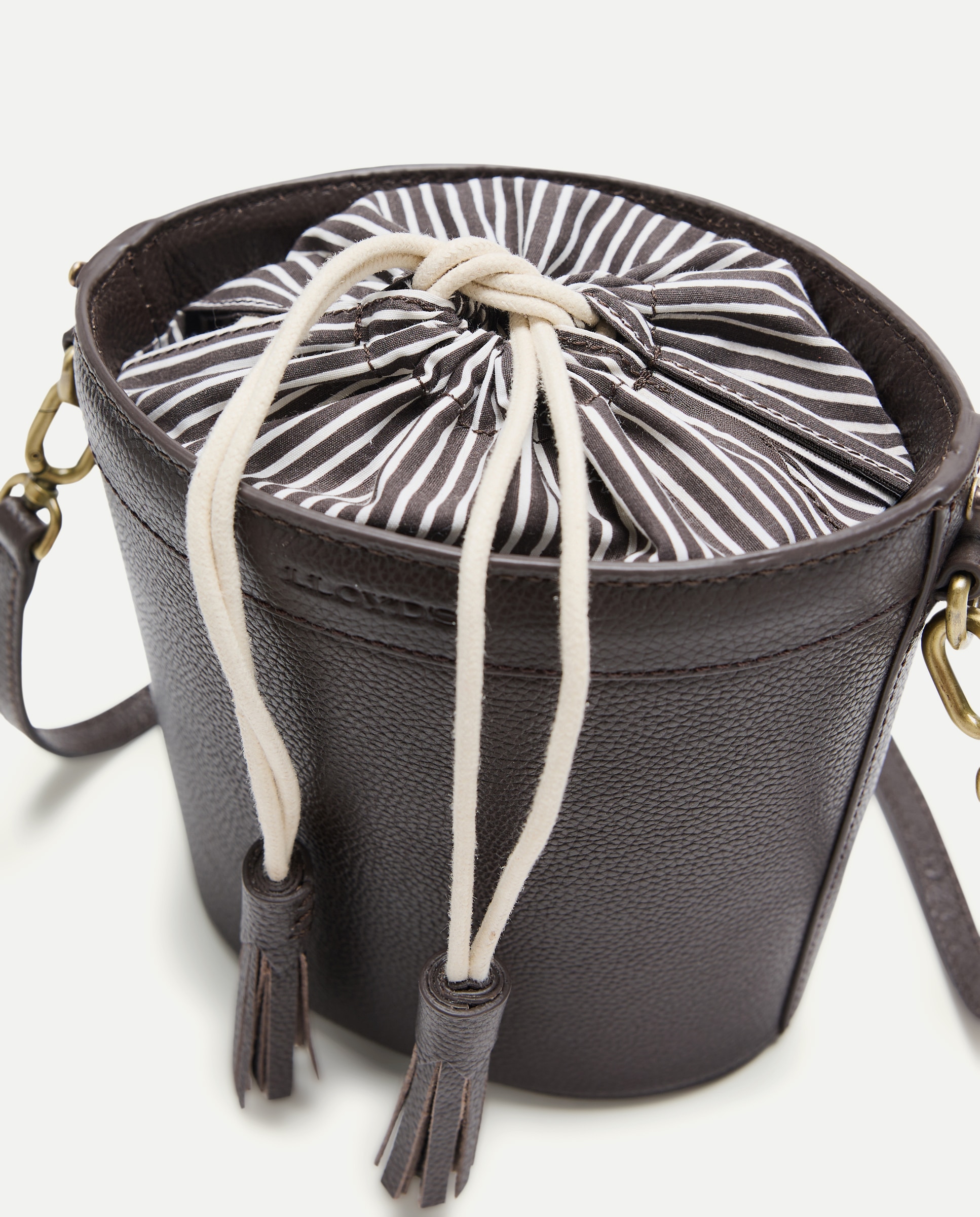 Mala Mini Bucket Lisa Castanho-5