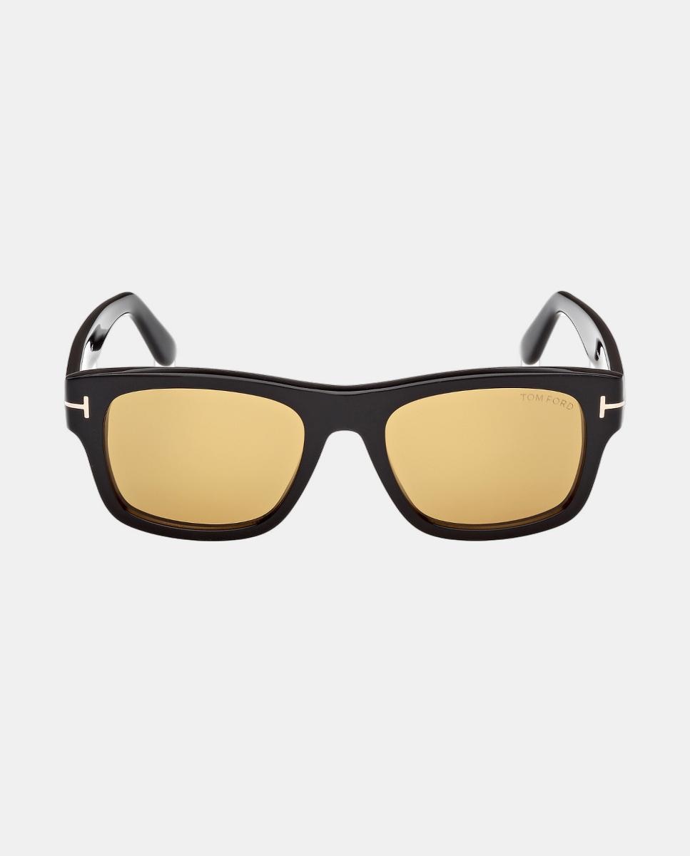 Imagen 0 de Gafa de sol de hombre rectangular en acetato Negro