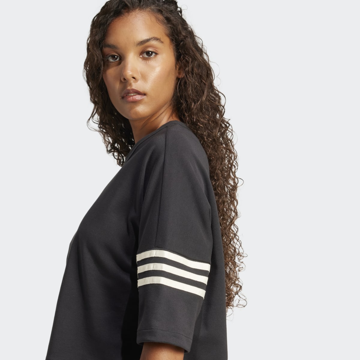T-shirt de Mulher Neuclassic Preto-4
