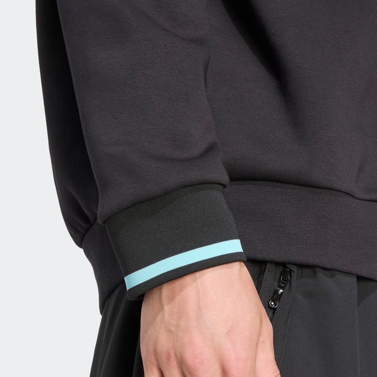 Sweatshirt de Homem Badge Originals Preto-4