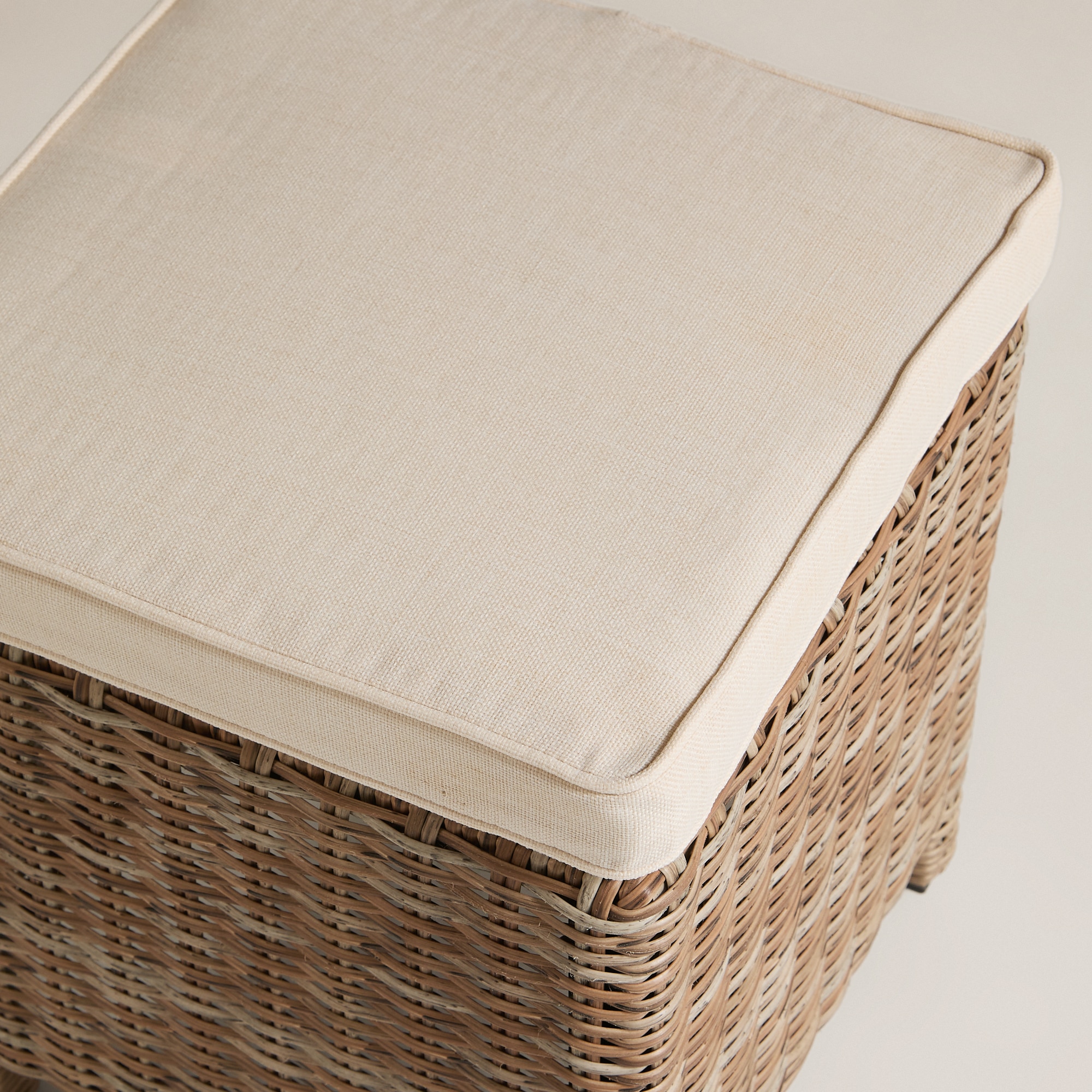 Conjunto de 2 pufes de jardim Le Mans Champanhe-6