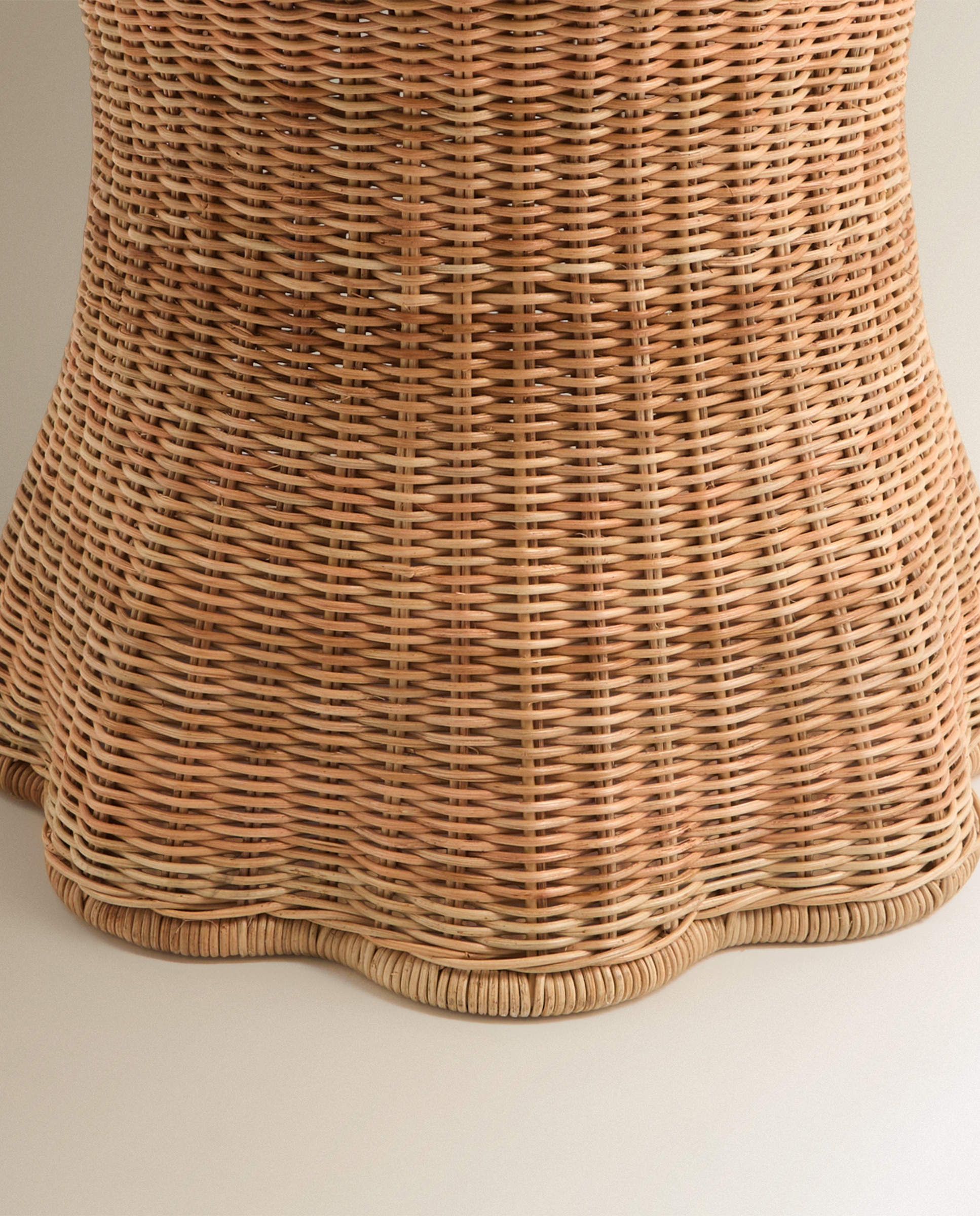 Mesa Auxiliar de Jardim Medan Natural-4