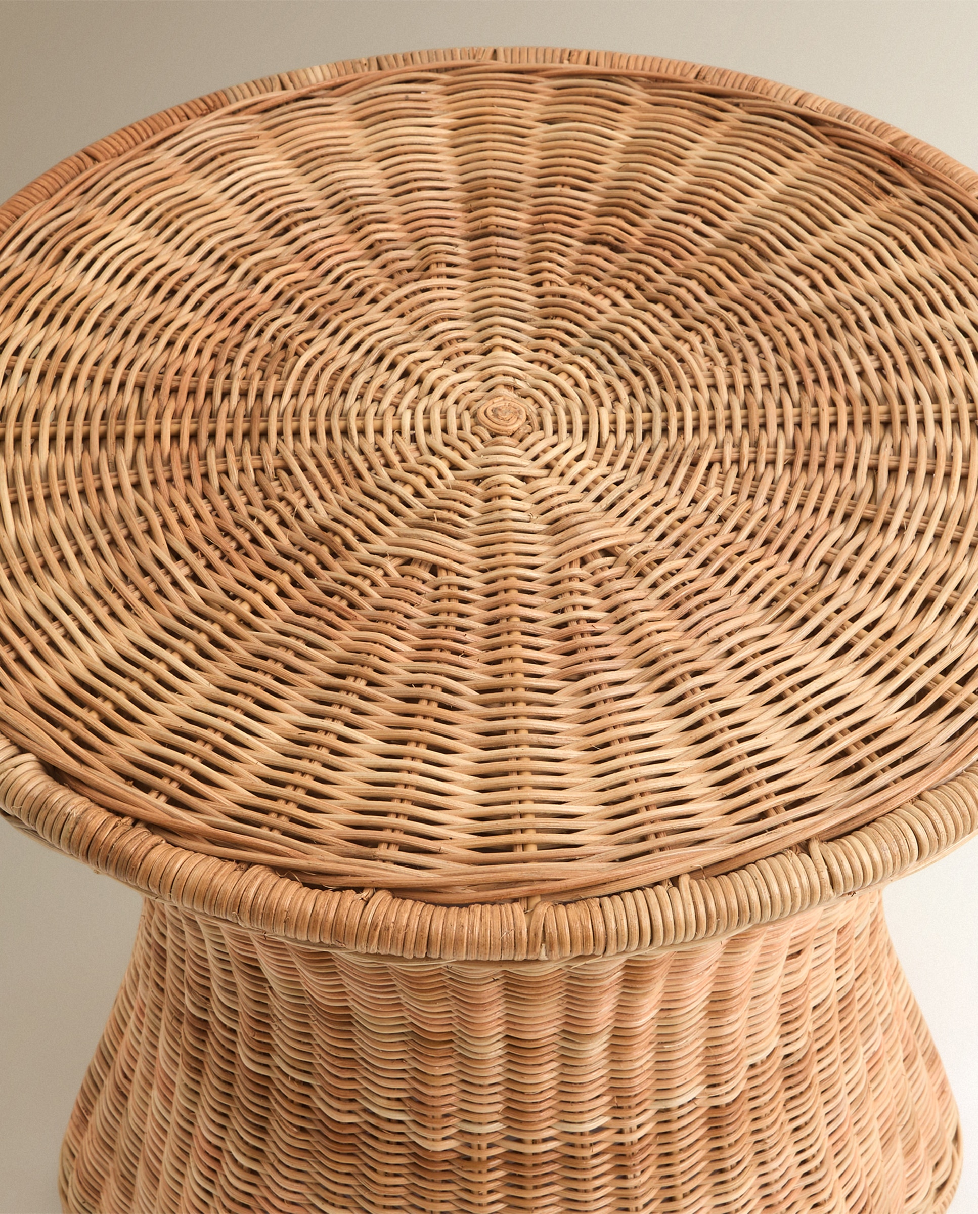 Mesa Auxiliar de Jardim Medan Natural-5