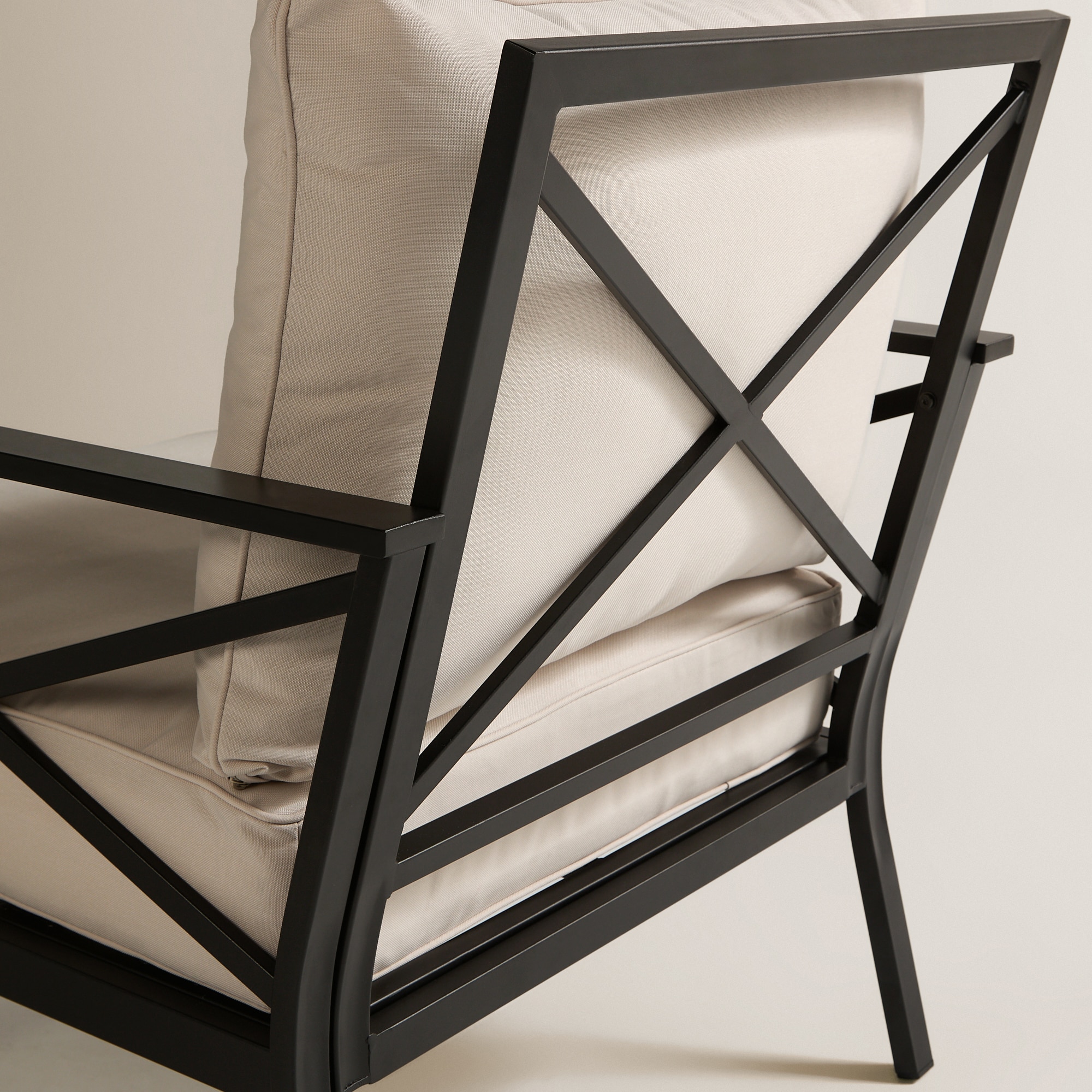 Poltrona de Jardim Cross Preto-6