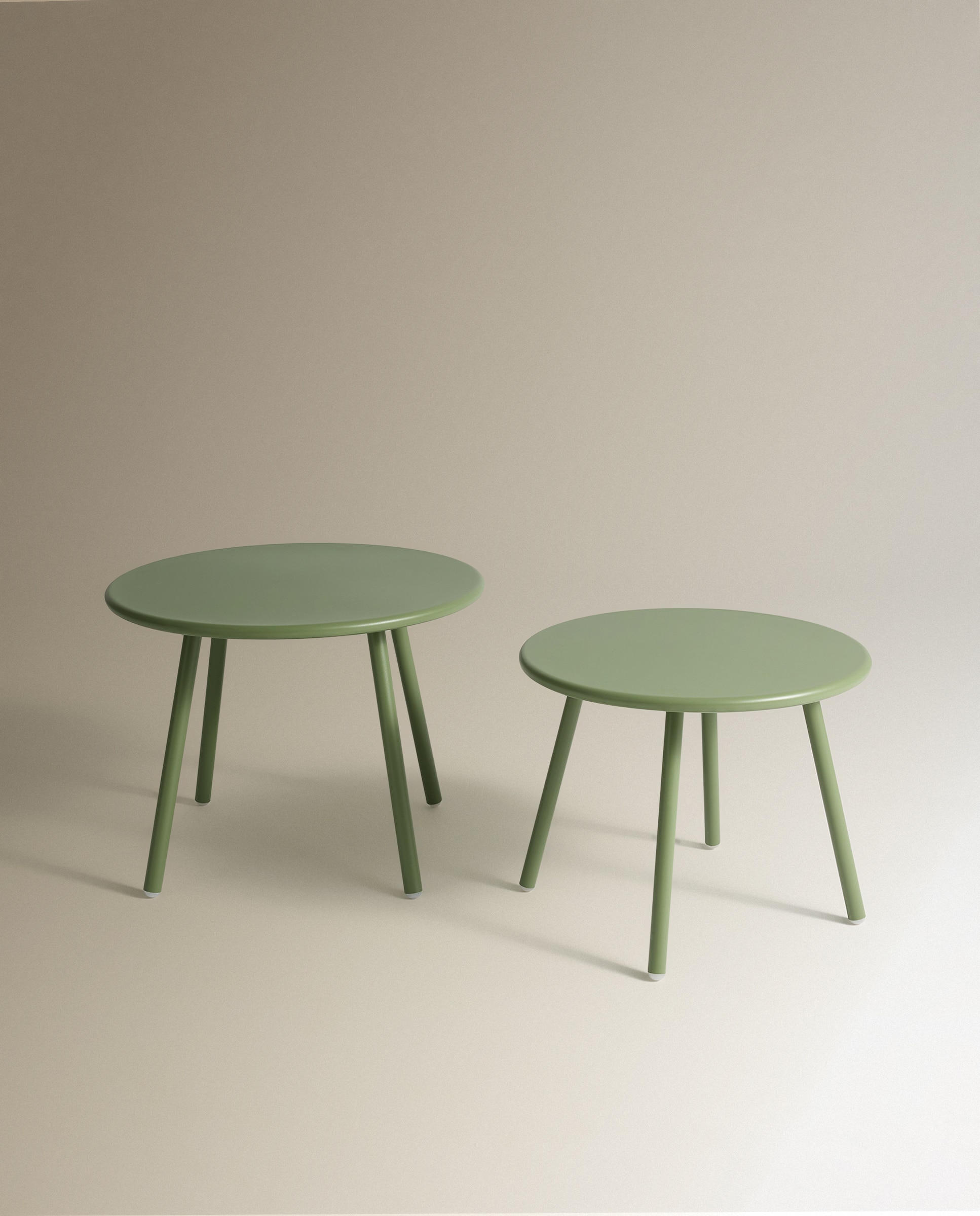 Conjunto de 2 mesas de centro de jardim Lisboa Verde-2