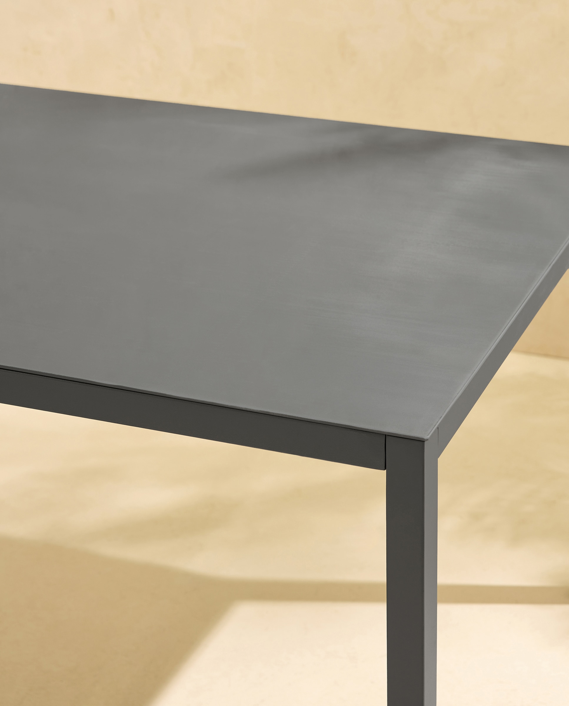 Imagen 0 de Mesa de jardín de acero New Agadir