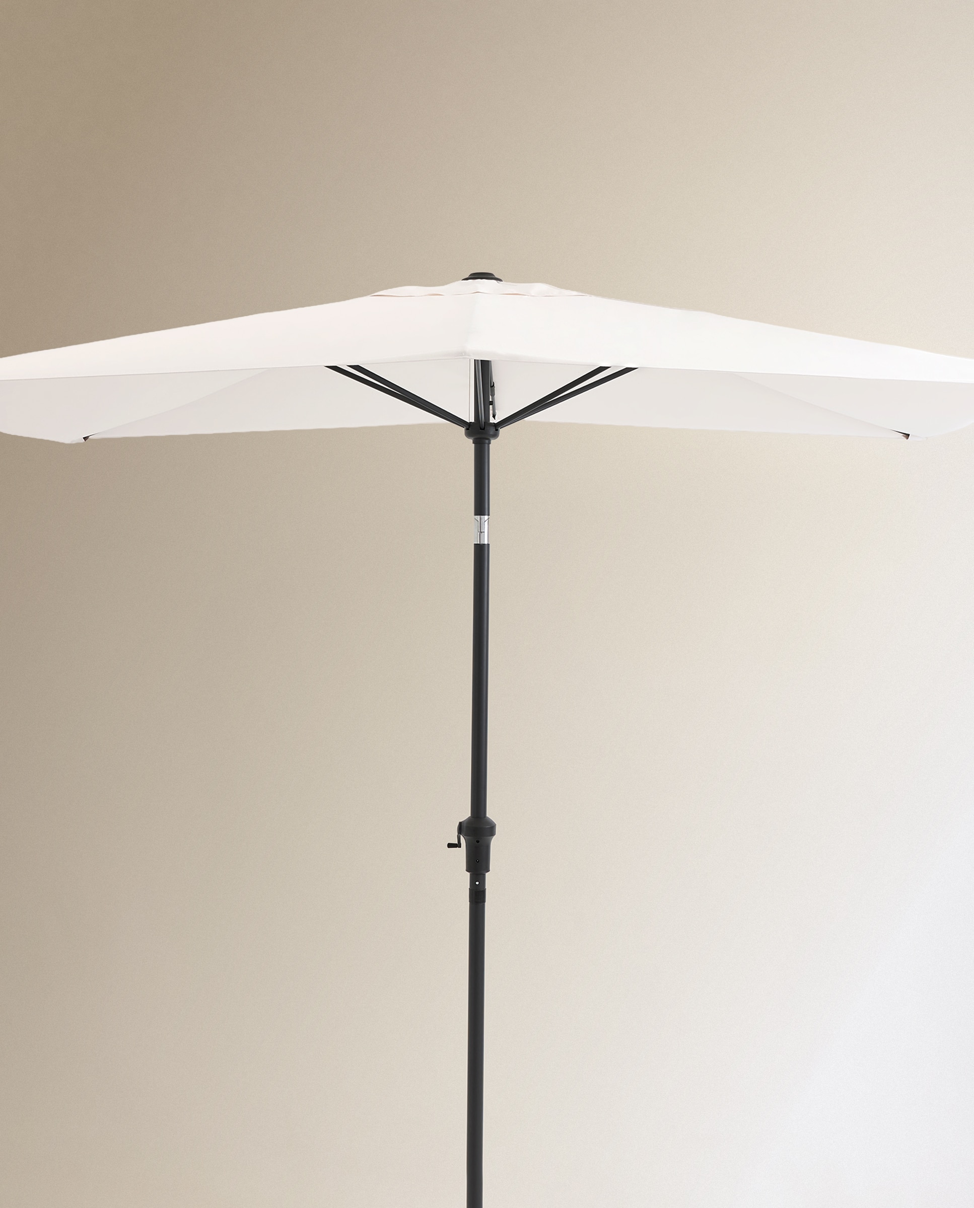 Imagem 0 de Guarda-Sol de Alumínio e Sunbrella® Sahara