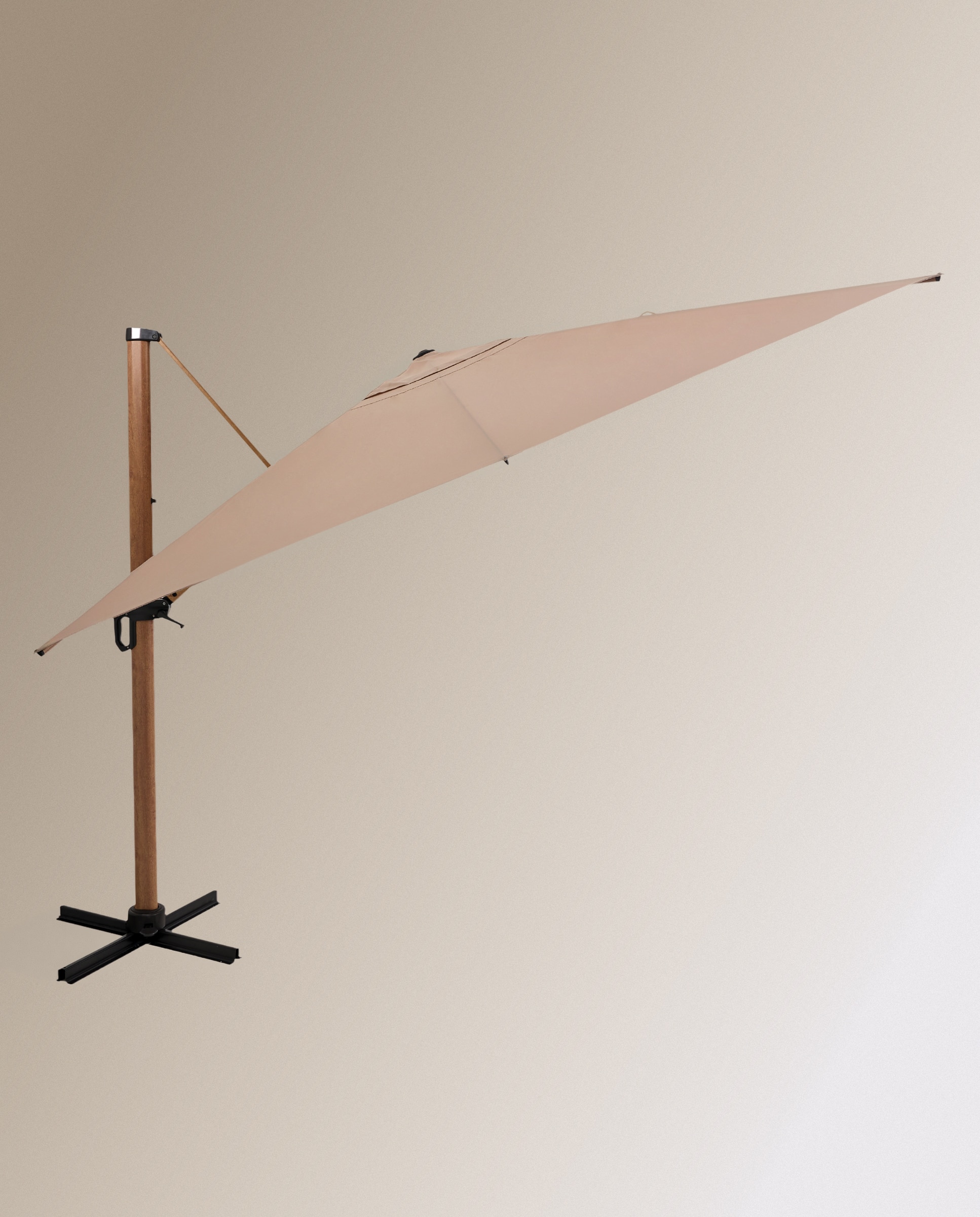 Imagem 0 de Guarda-Sol Excêntrico de Alumínio e Poliéster Gobi