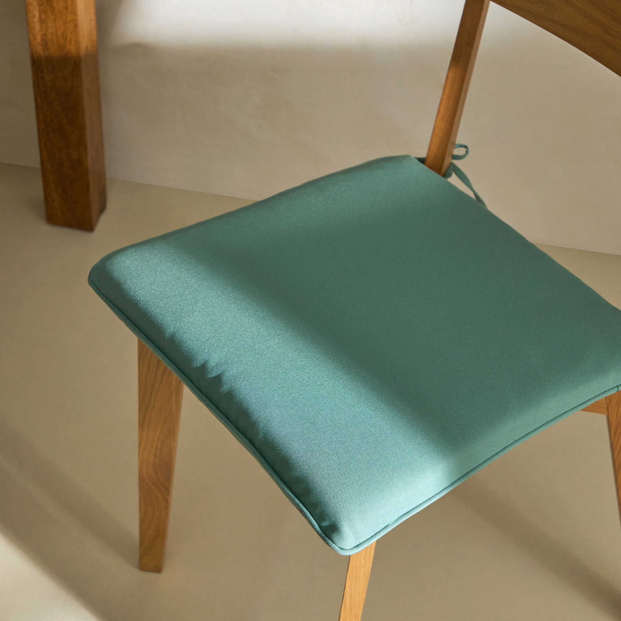 Imagen 0 de Cojín liso para asiento 230 gr Basics El Corte Inglés