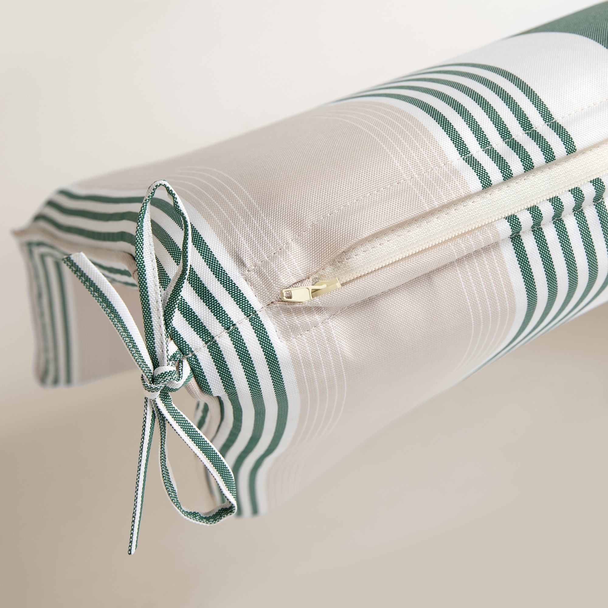 Cojín de rayas para asiento con respaldo alto 230 gr Basics El Corte Inglés 4