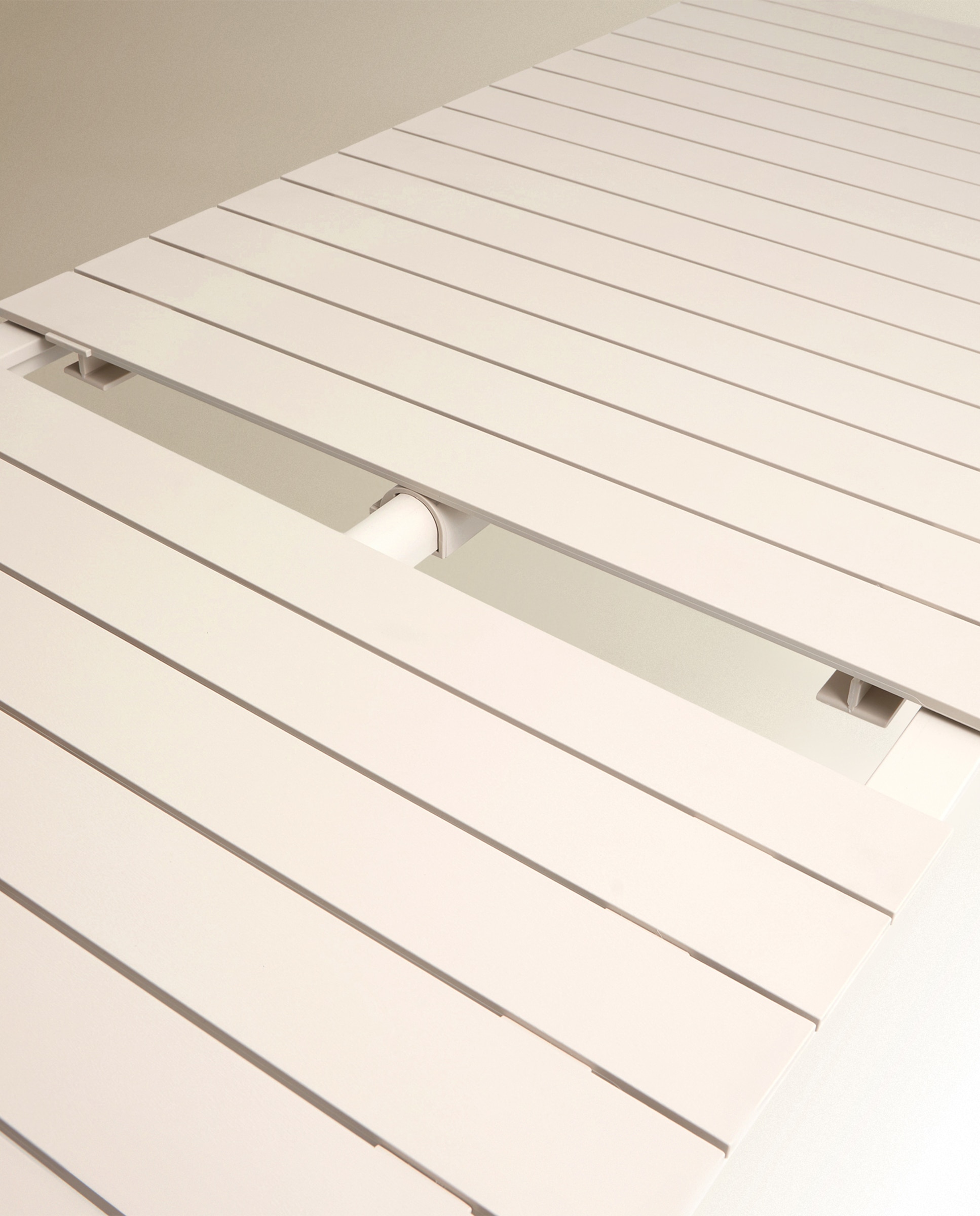 Mesa Extensível de Jardim Tevere Nardi Creme-8