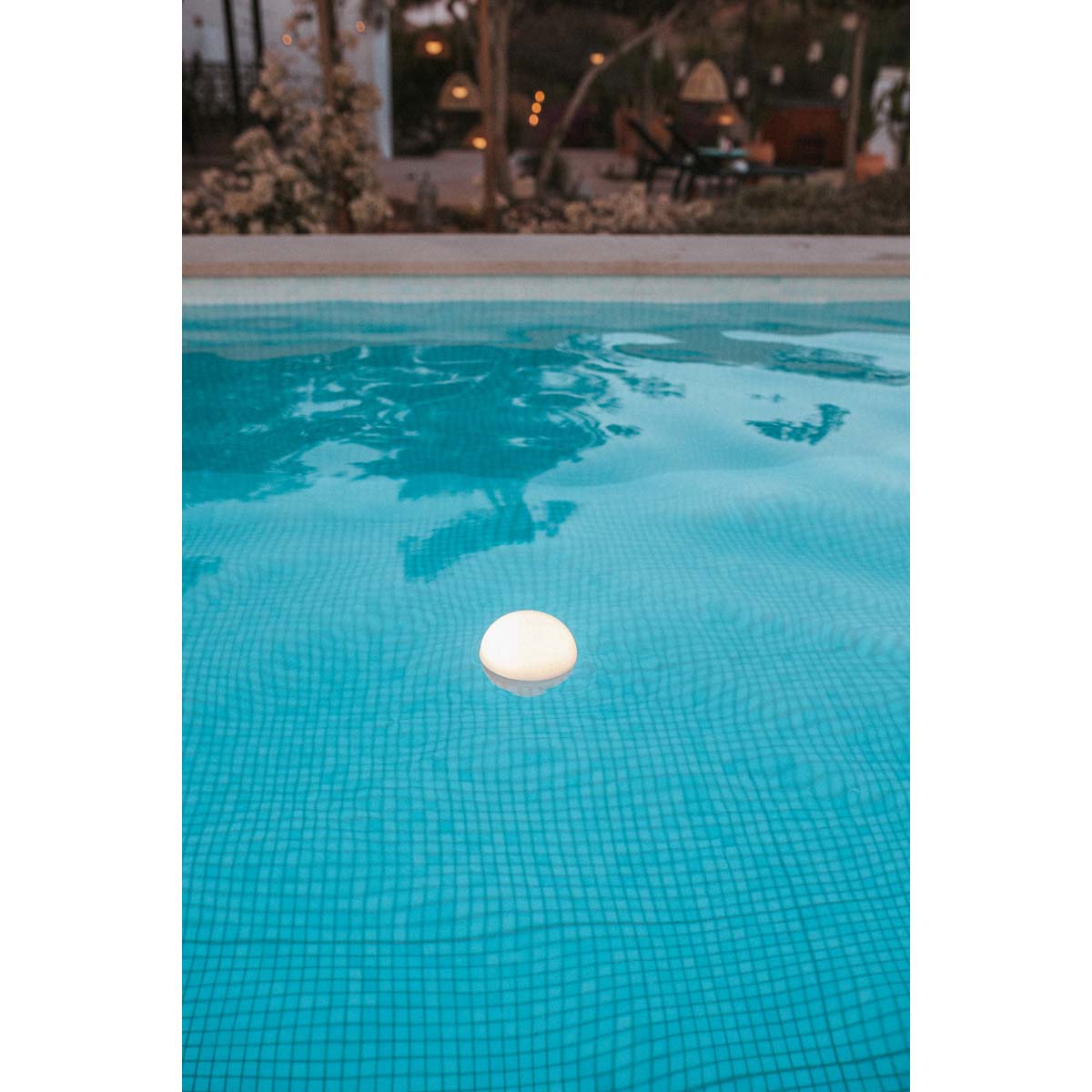 Bombilla Portátil Recargable Flotante Coco 9W Blanco-4