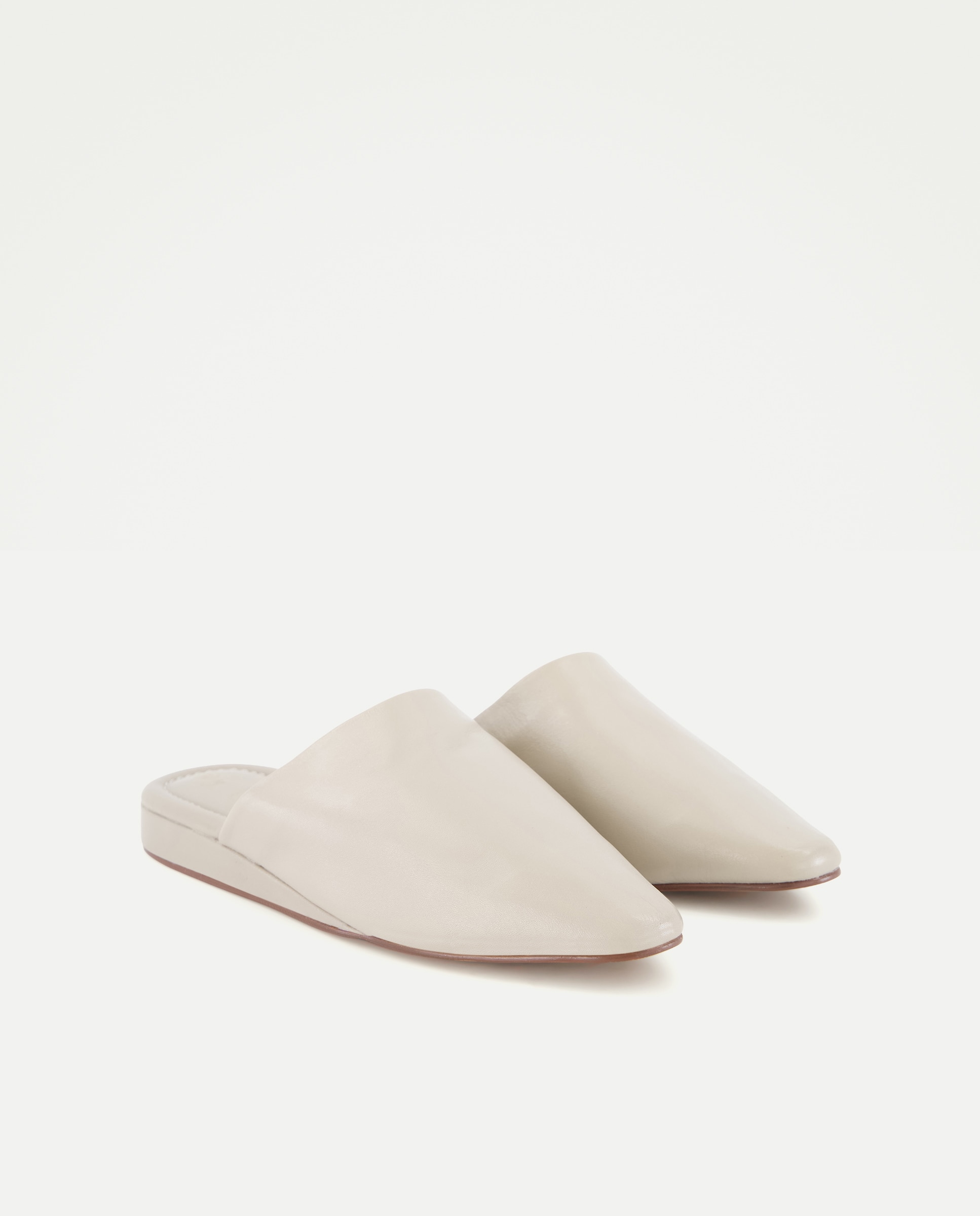 Zapatilla de mujer de piel con cuña Visón claro-2