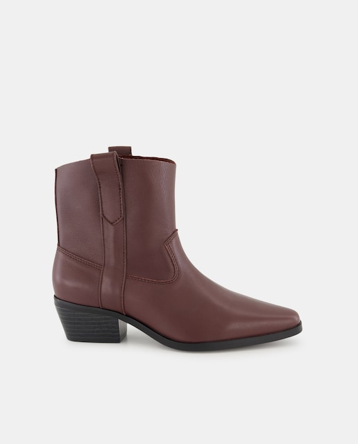 Imagen 0 de Botín de mujer de piel con tacón