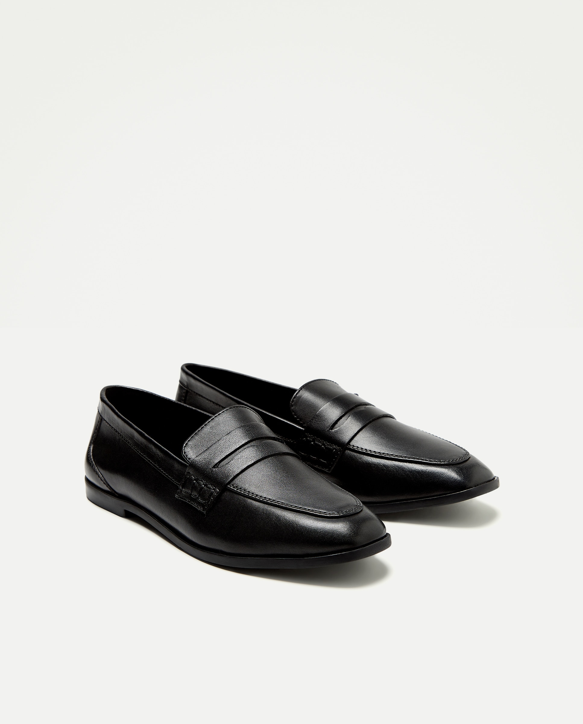 Mocasín de mujer de piel Negro-2