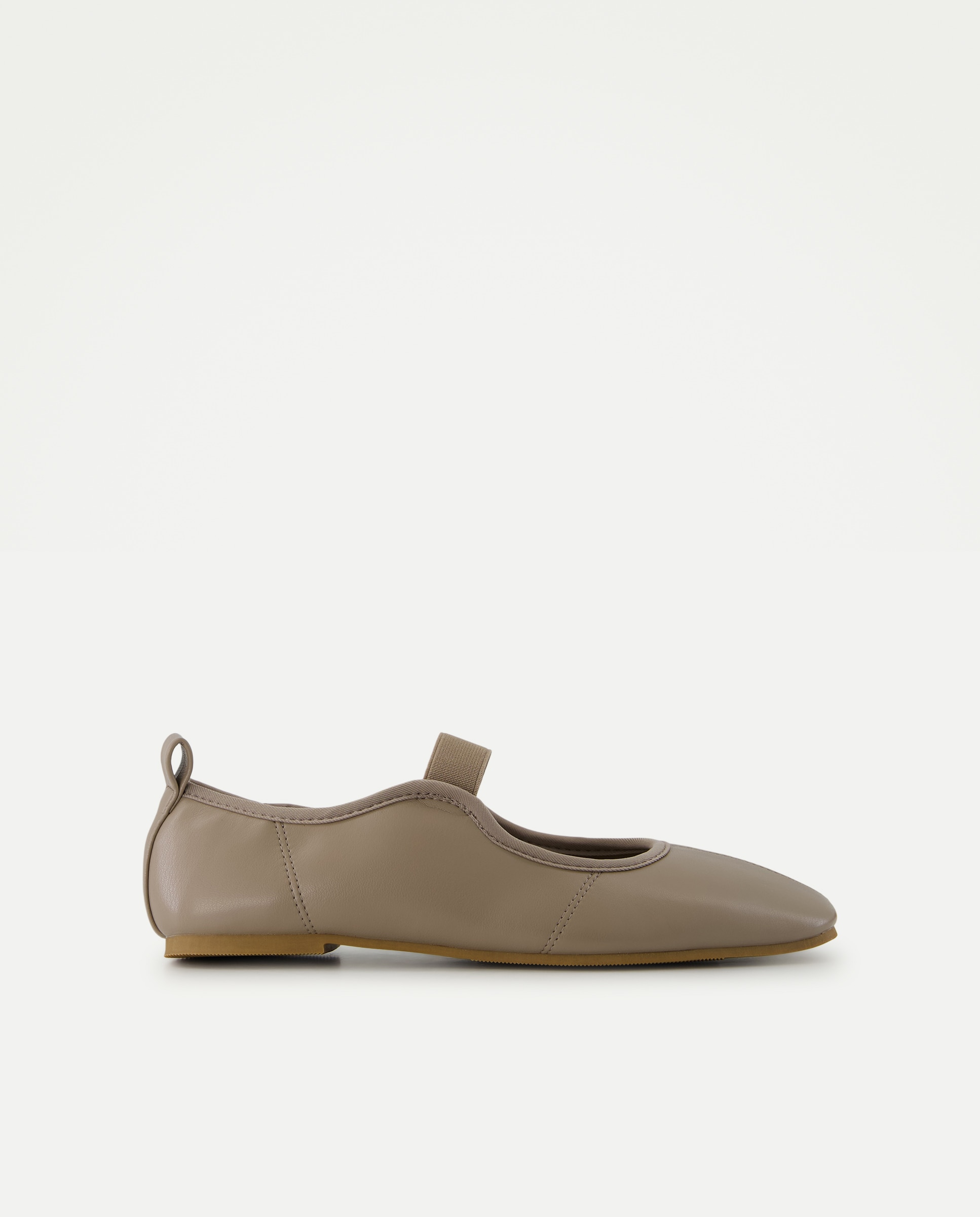 Imagen 0 de Zapato de mujer goma