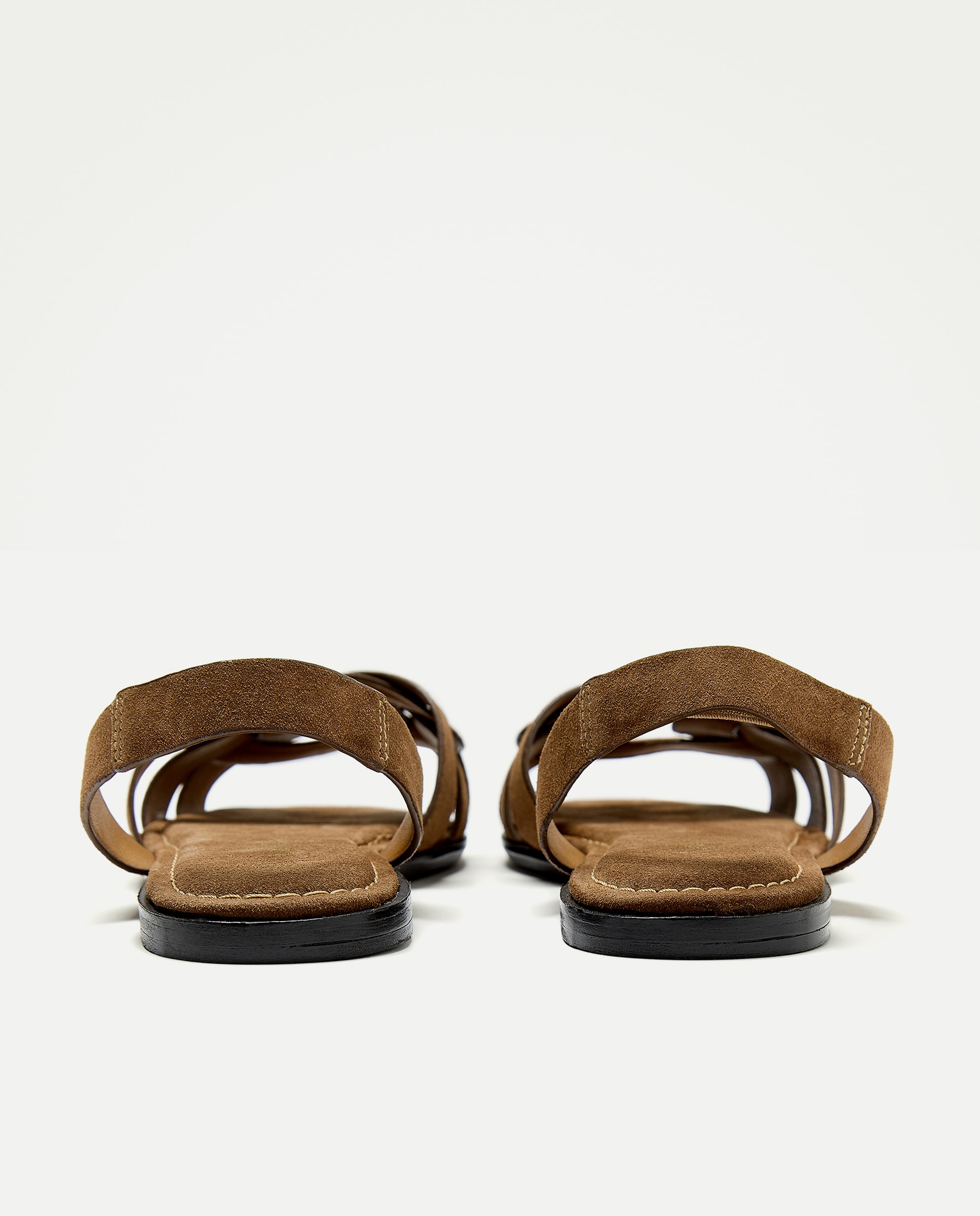 Sandalia tira trenza de mujer 150 Vainilla-3