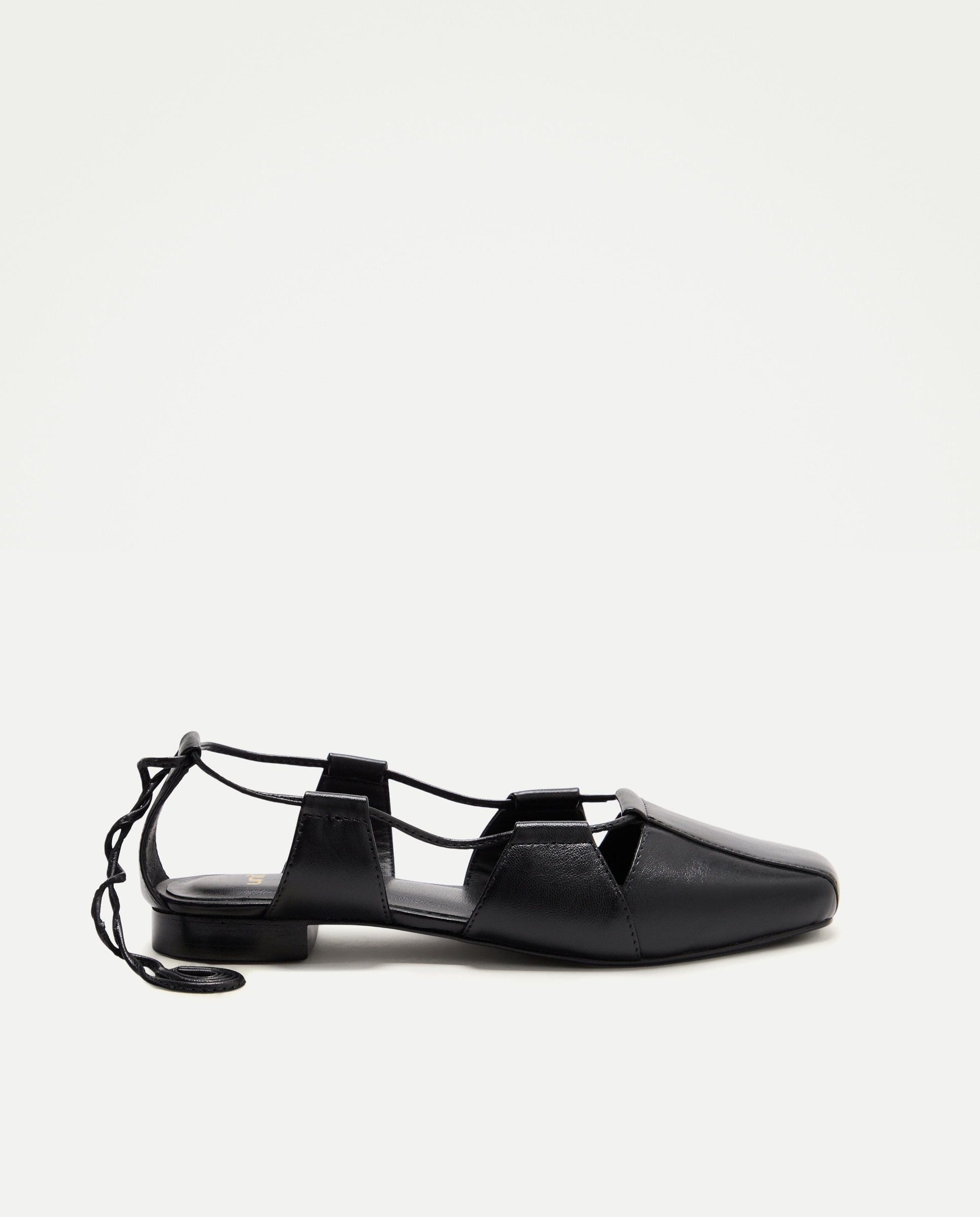 Imagen 0 de Zapato de mujer de piel abierto