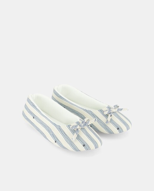 Zapatilla de mujer estampada