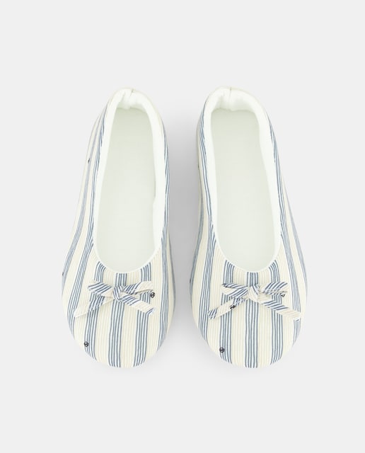 Zapatilla de mujer estampada