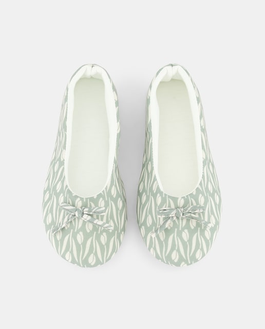 Zapatilla de mujer estampada