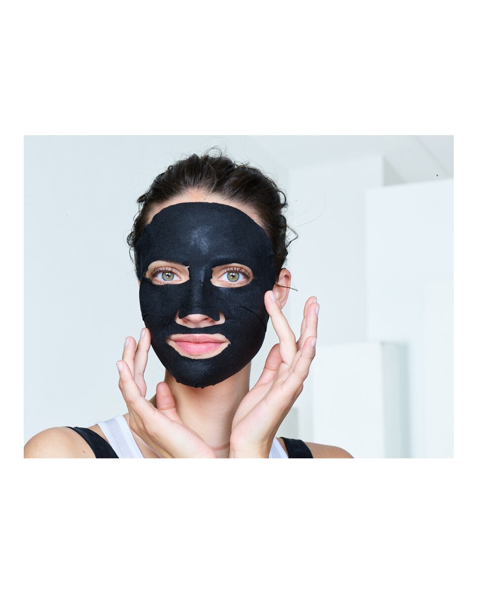 Mascarilla tissu Black Pure Charcoal Skin Active Garnier 5