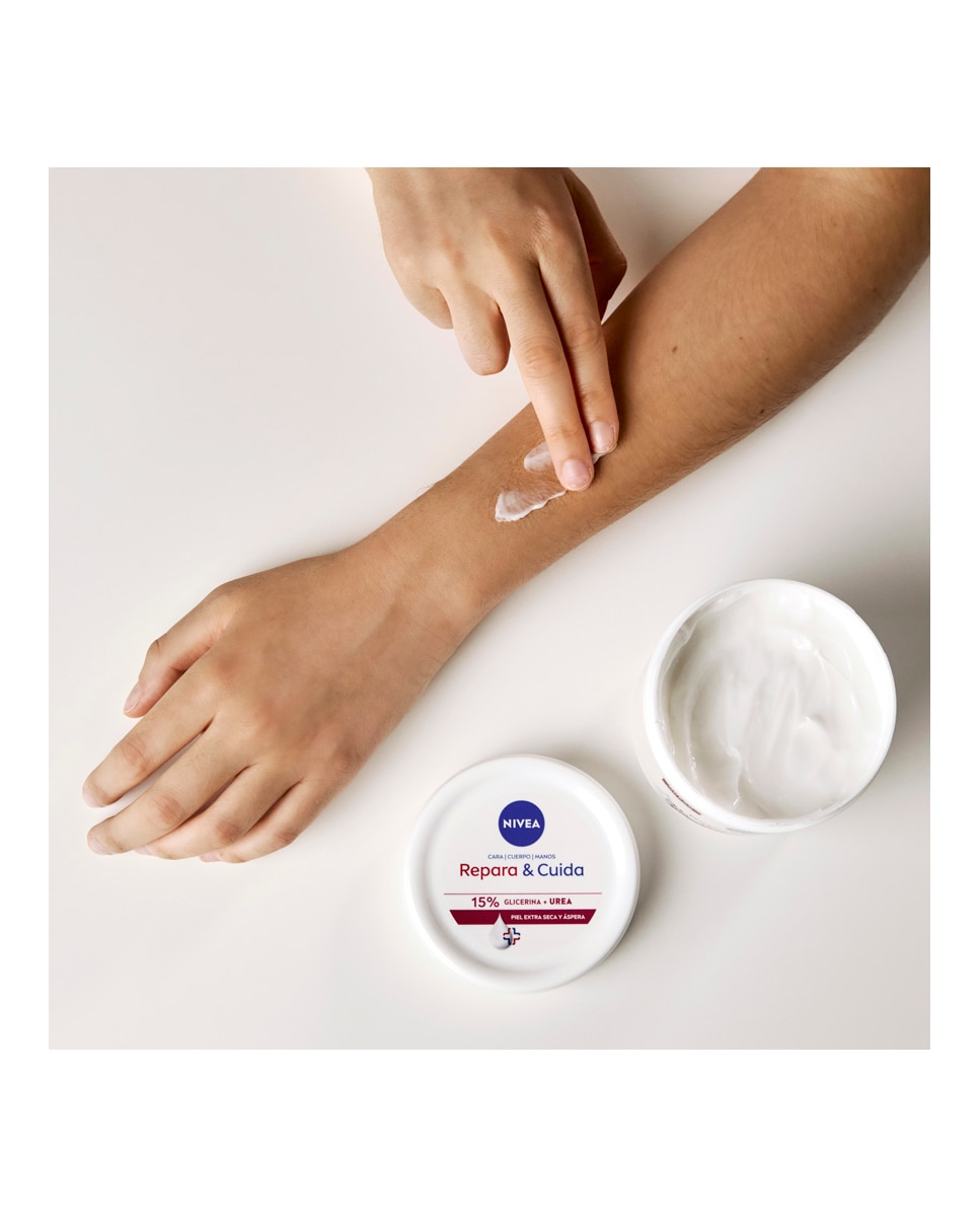 Crema Corporal Hidratante Repara & Cuida Glicerina y Urea 400 ml Nivea 7