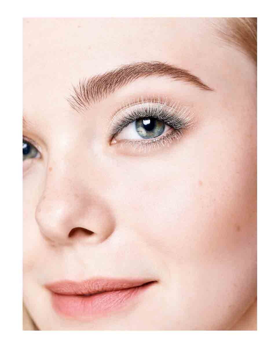 Prebase Máscara de pestañas Paradise Extatic tono blanco L'Oréal Paris 4