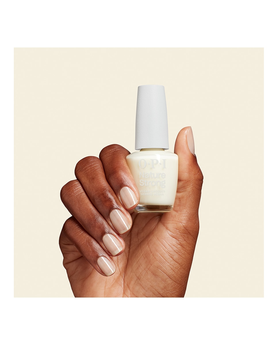 Imagen 3 de Esmalte de uñas de Origen natural Nature Strong 15 ml OPI - Cauliflower Power 15 ml Cauliflower Power