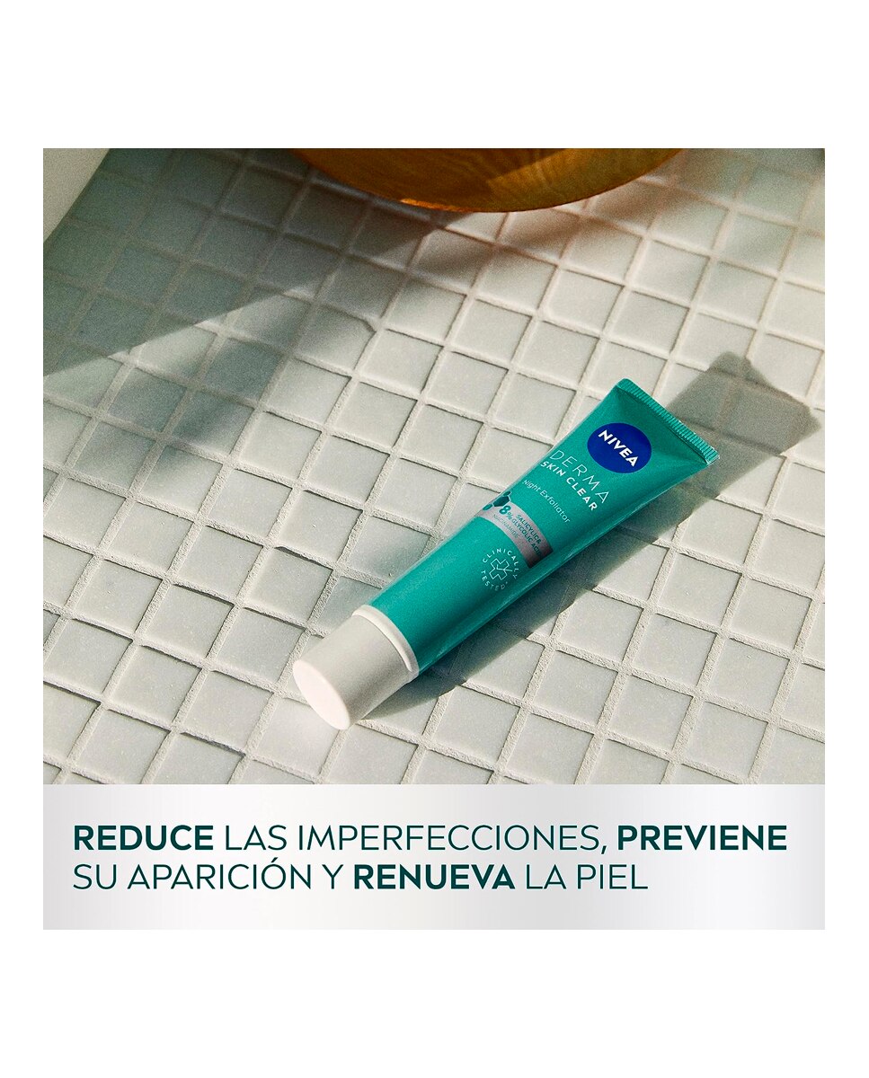 Exfoliante Peeling De Noche Derma Skin Clear Nivea - 40 ml 4