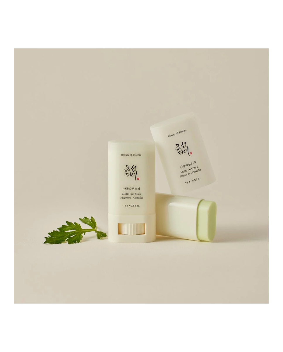Protección solar en stick mate Mugwort + Camilia Beauty of Joseon - 18 g 3