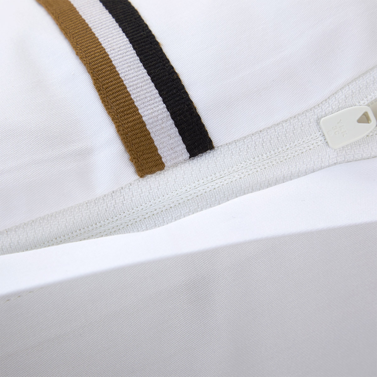 Capa de Almofada em Cetim de Algodão Blinea Branco-4