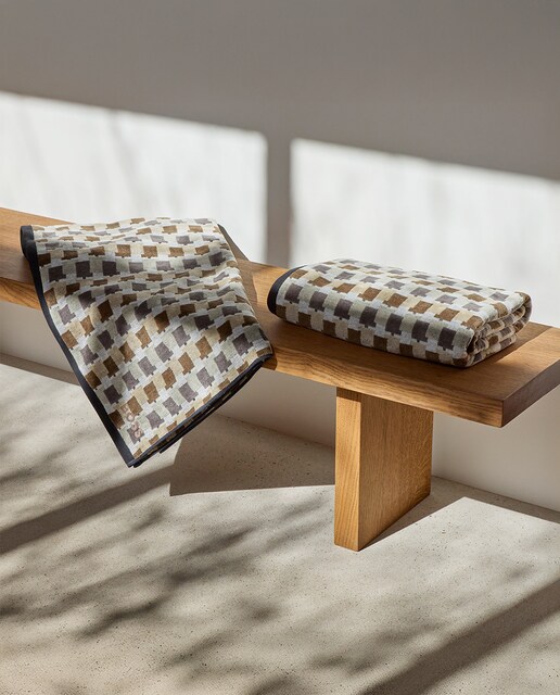 Imagem 0 de Toalha de Banho de Algodão 450 g/m2 Lucio