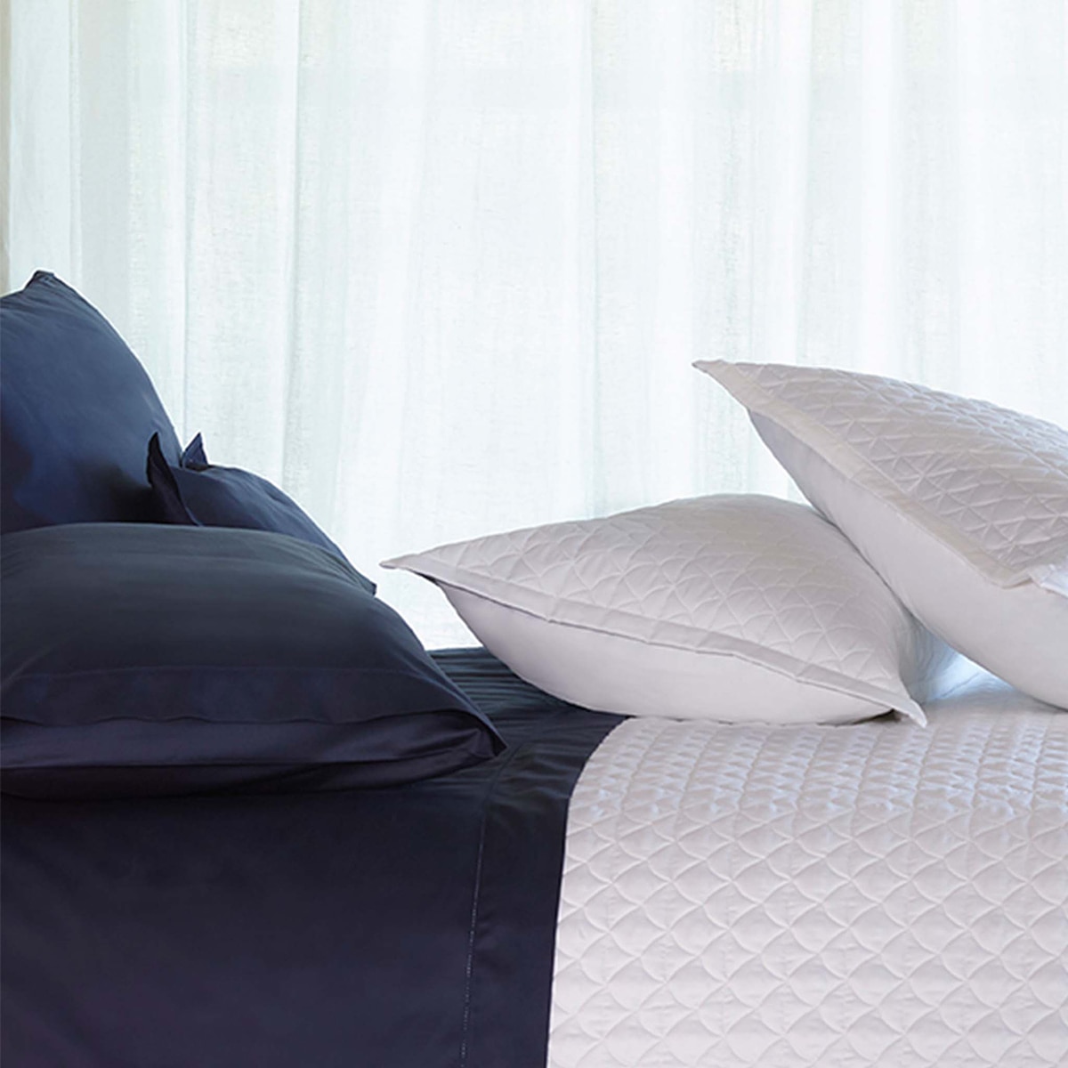 Colcha satén algodón egipcio 430 hilos Suave Amalia Home Collection - Blanco Cama 180 cm Blanco-1