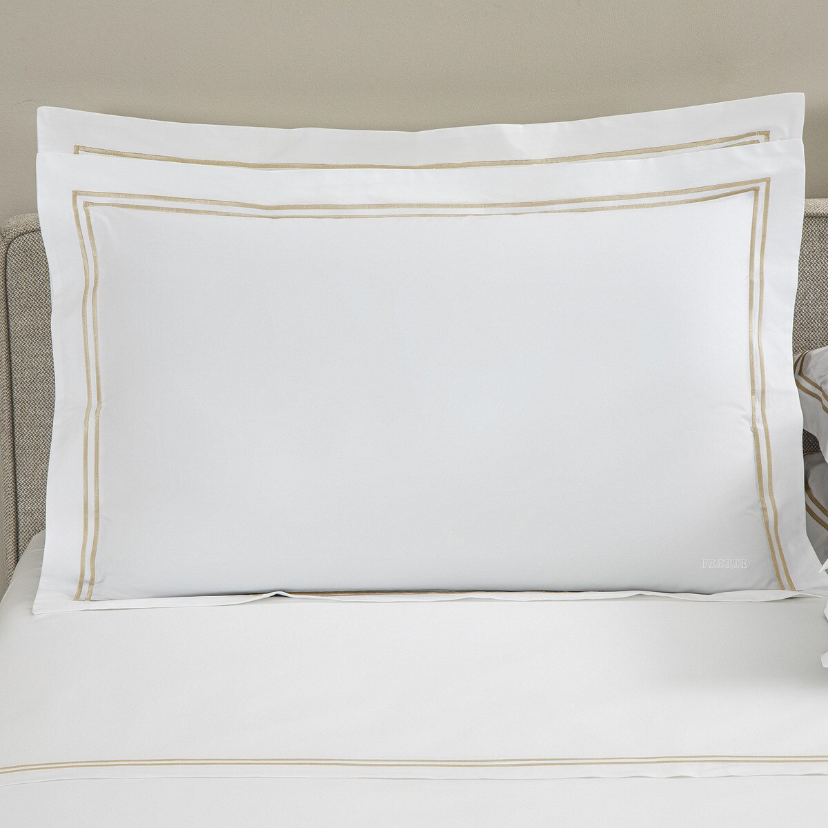Imagen 0 de Funda de almohada percal de algodón Hotel Classic Frette Blanco Savage