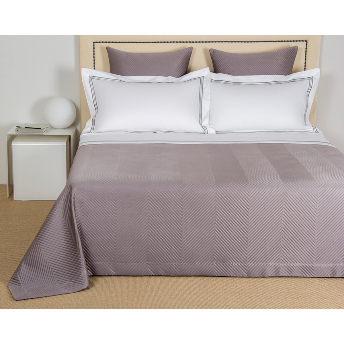 Imagen 0 de Colcha de seda y algodón Luxery Herringbone Frette Gris