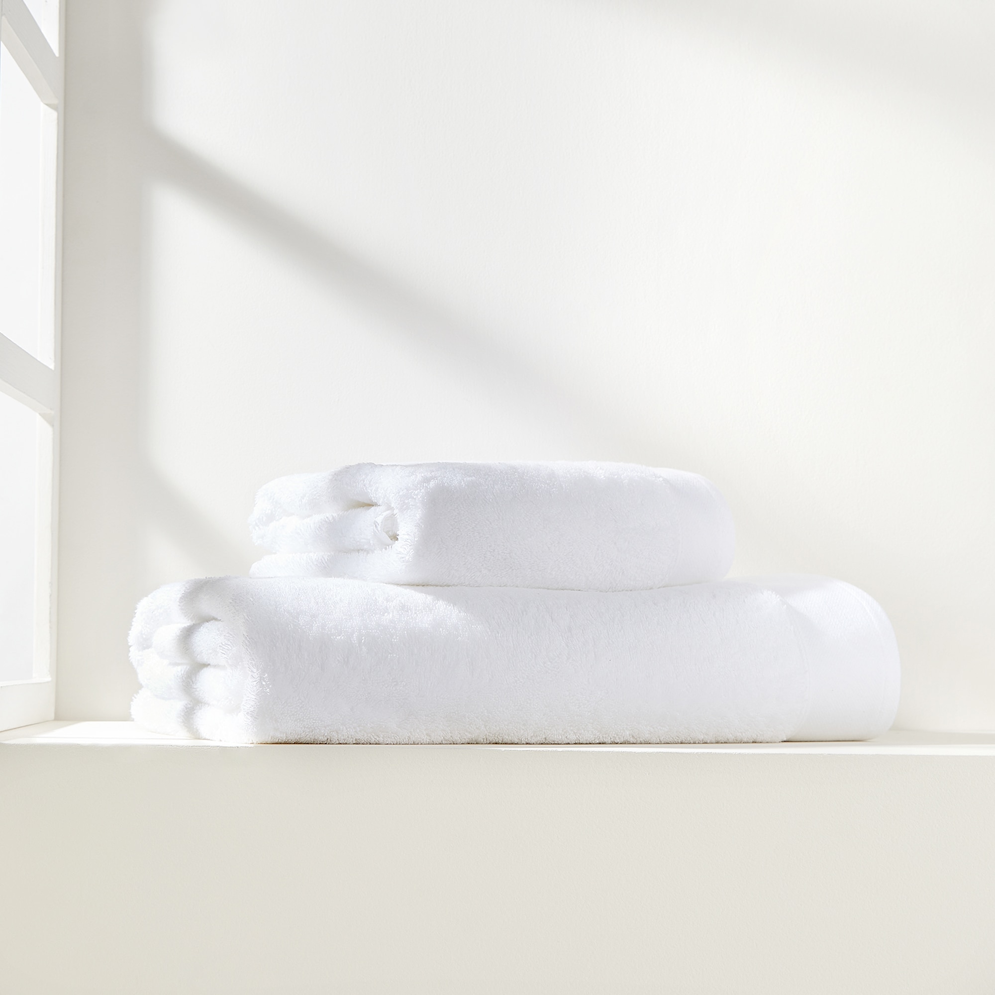 Imagen 0 de Toalla de baño algodón y tencel 650 gr/m2 Eris Soft Sheridan