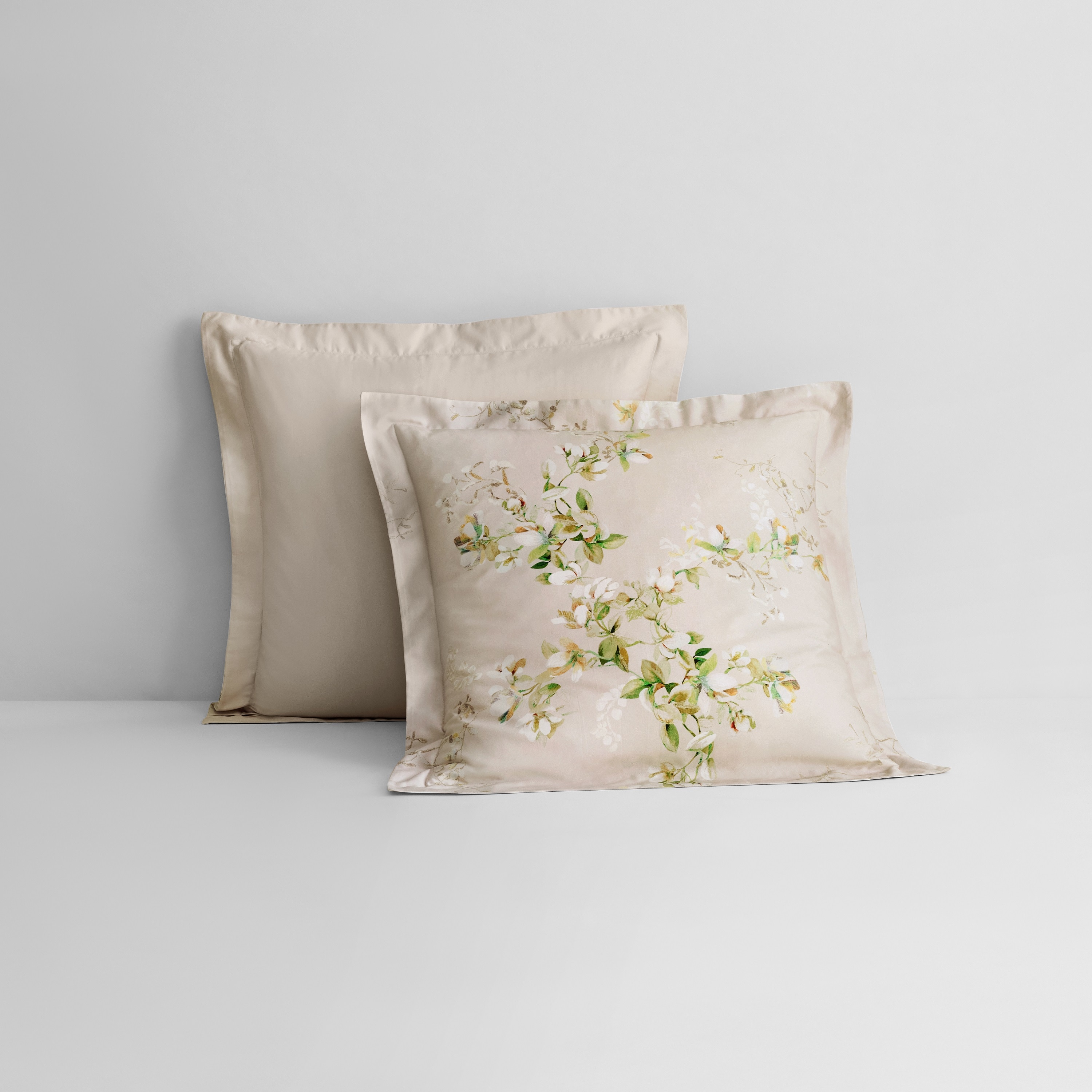 Imagem 0 de Capa de Almofada em Cetim de Algodão Maja