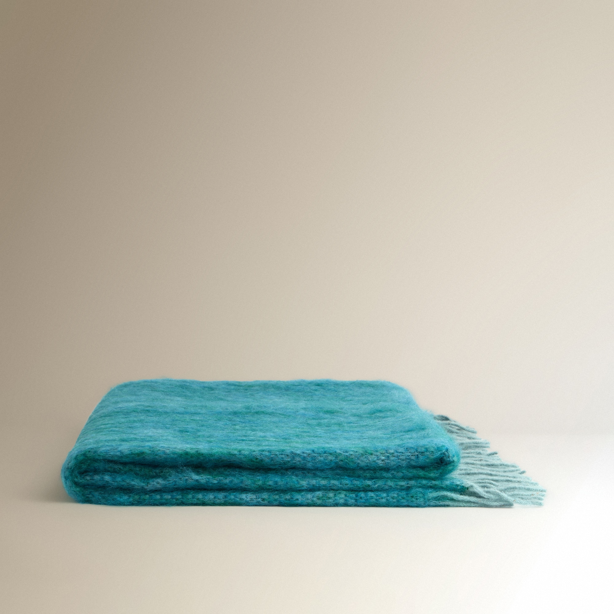 Manta decorativa mohair Diana Mantas Ezcaray - Verde Agua 135 x 200 cm Verde Agua-2