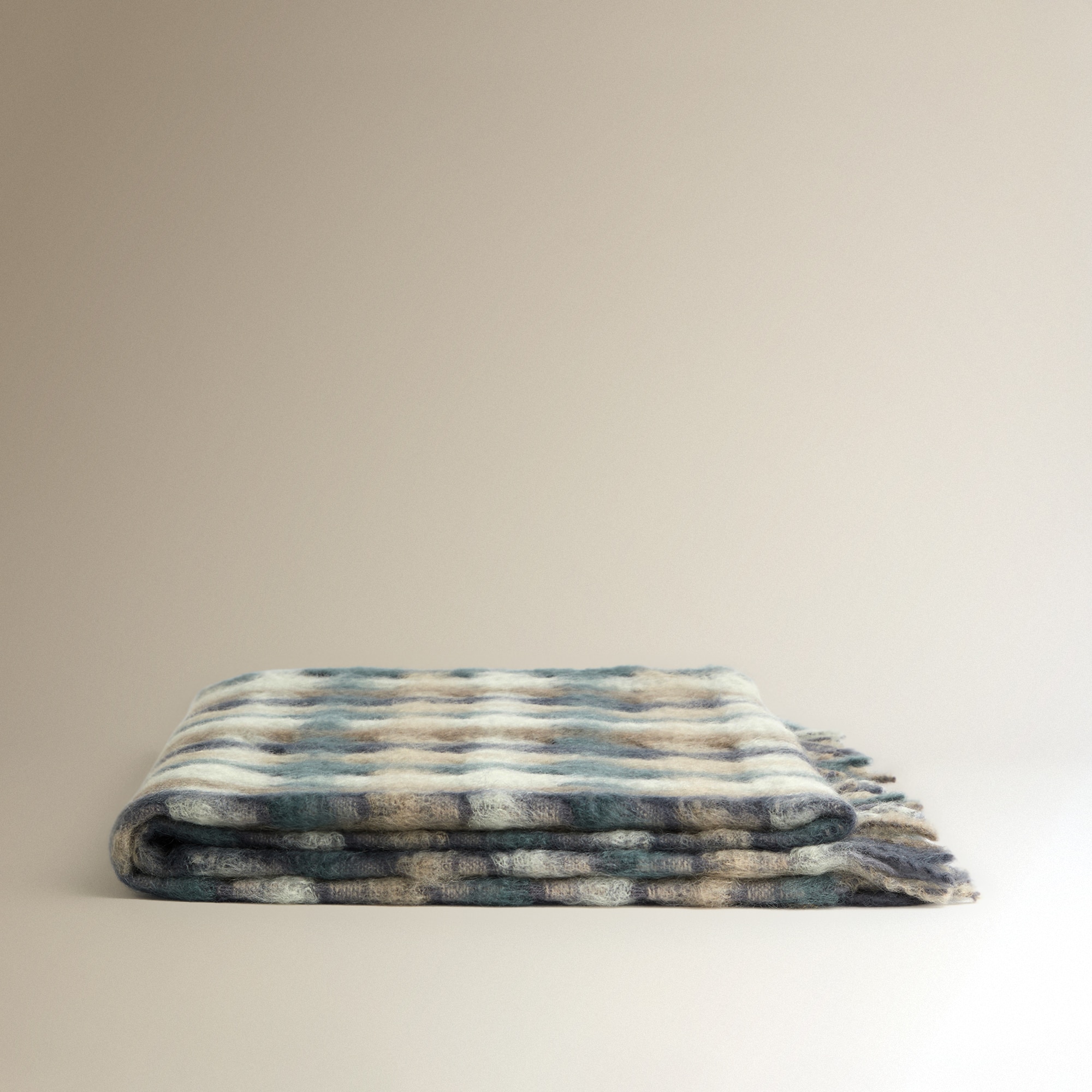 Manta decorativa mohair Mía Azul-2