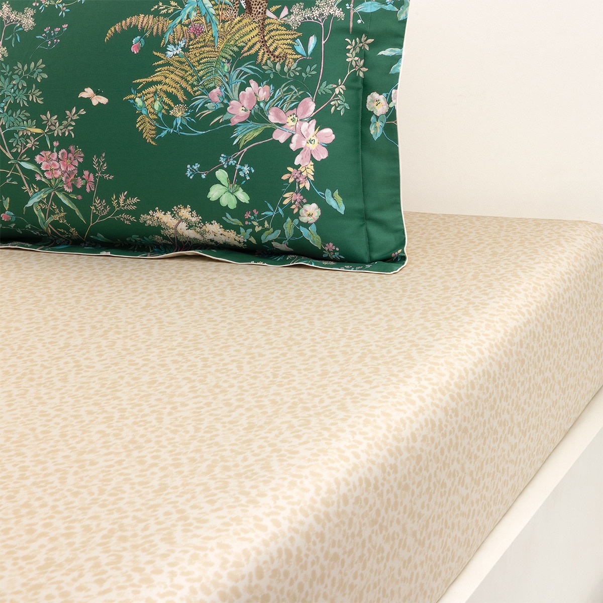 Lençol de Baixo de Algodão e Cetim Contes Multicolor-1